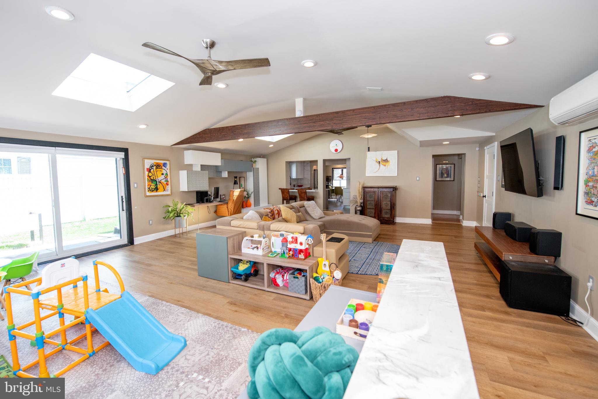 ELKINS PARK - Residential