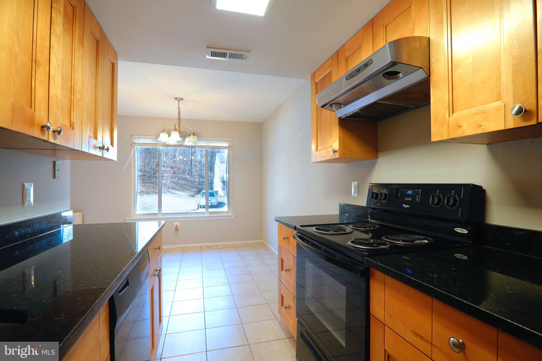 MARBURY VILLAGE - PLAT T - Residential