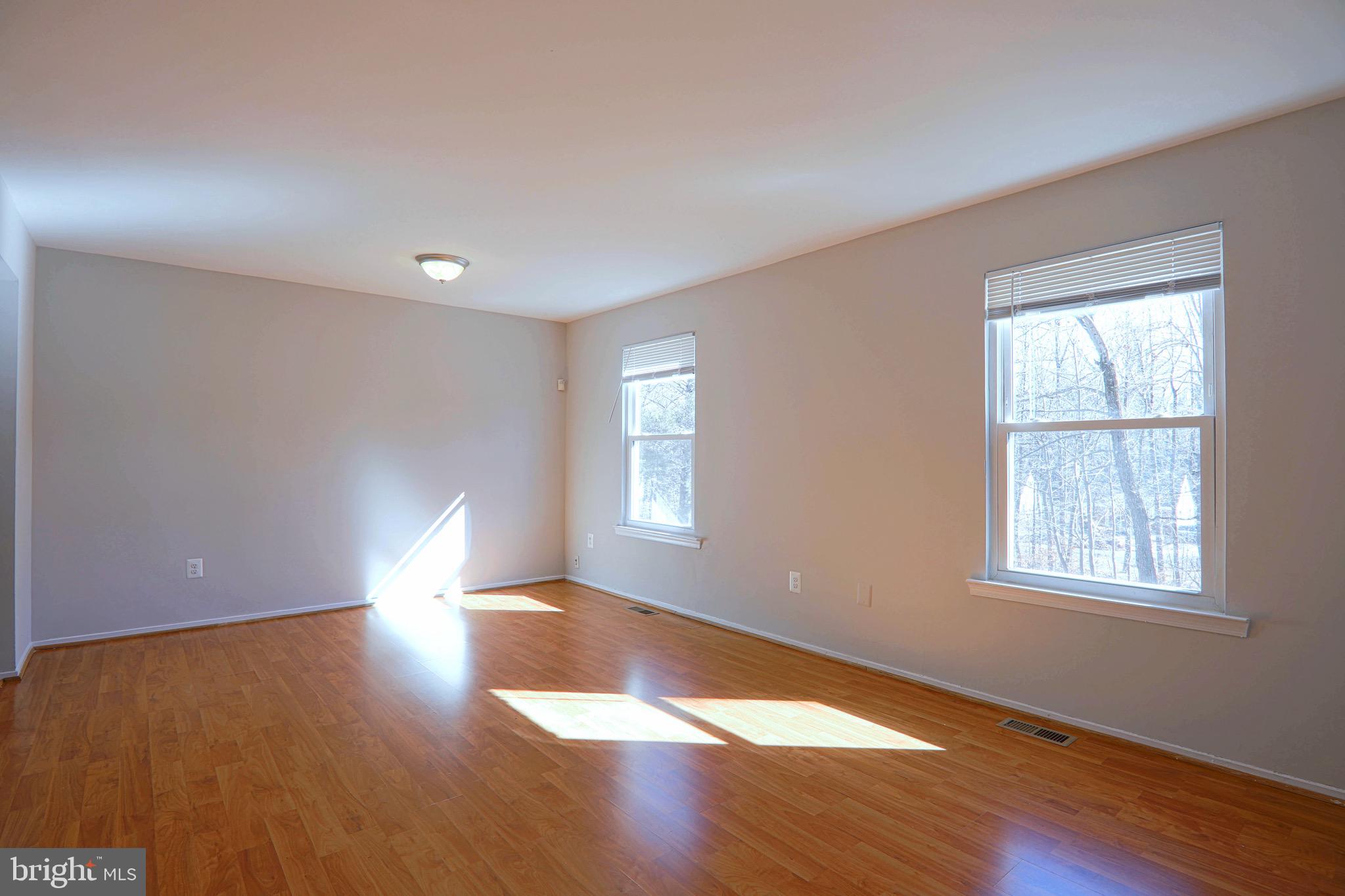 MARBURY VILLAGE - PLAT T - Residential