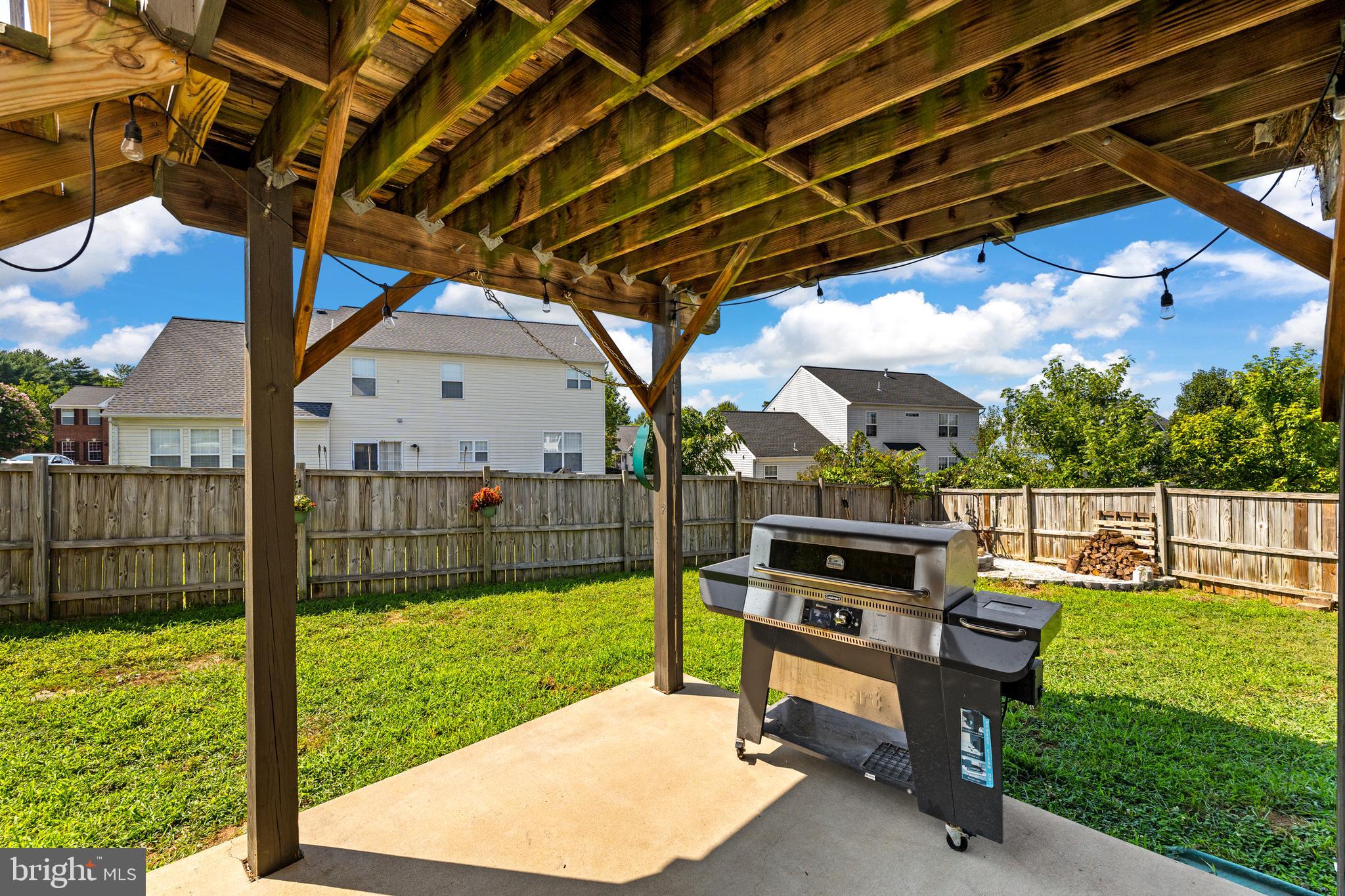 STRATFORD PLACE - Residential