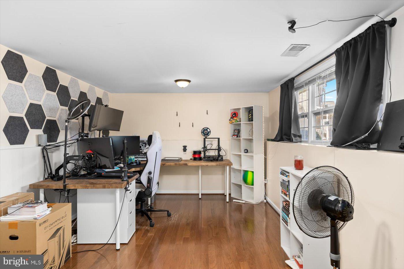 STRATFORD PLACE - Residential