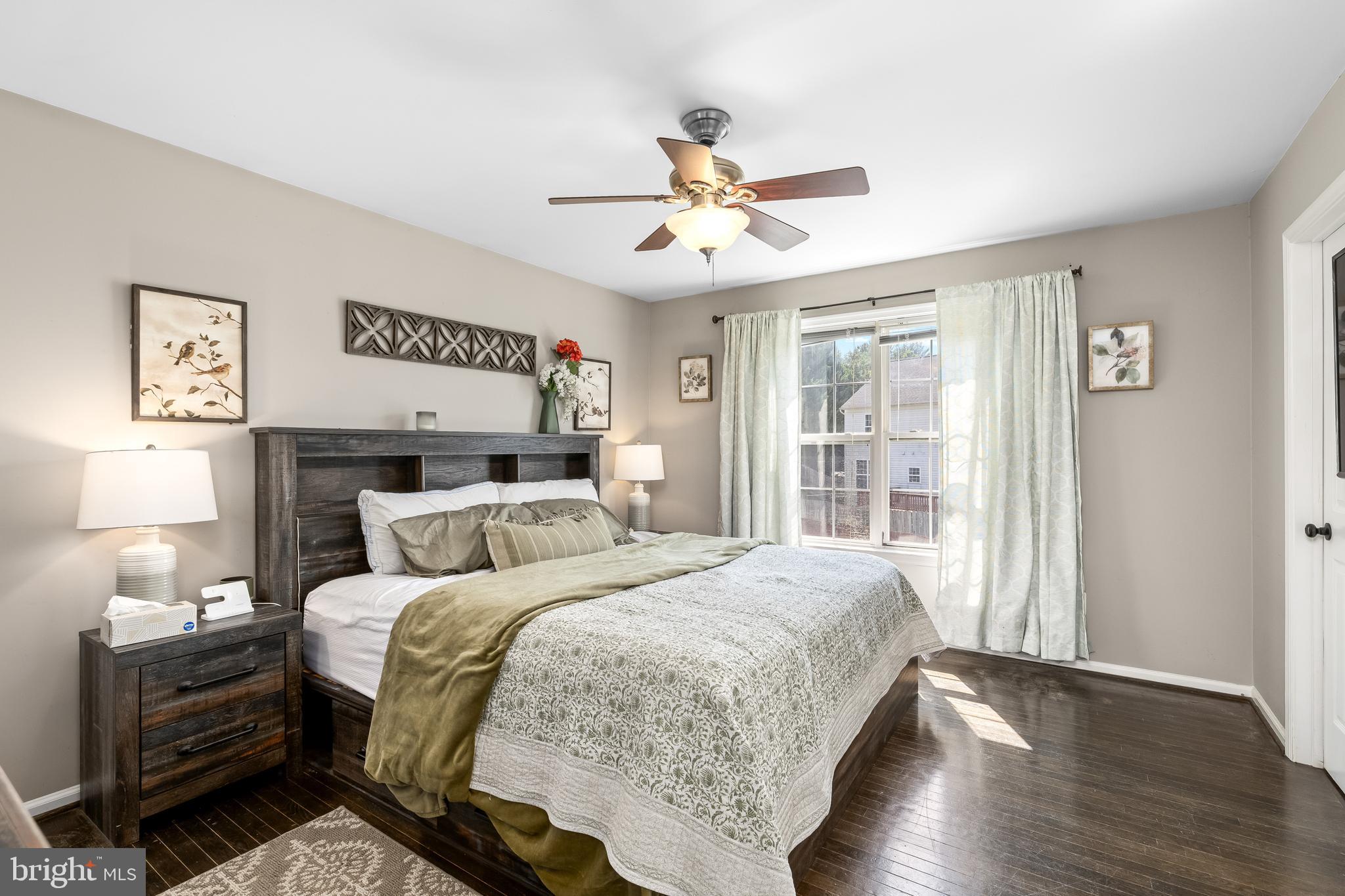 STRATFORD PLACE - Residential