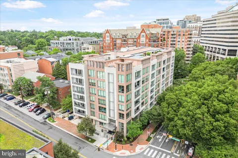 4901 Hampden Lane Unit 2C, Bethesda, MD 20814 - #: MDMC2222982