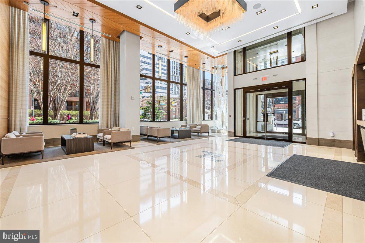 DOWNTOWN BETHESDA - Residential