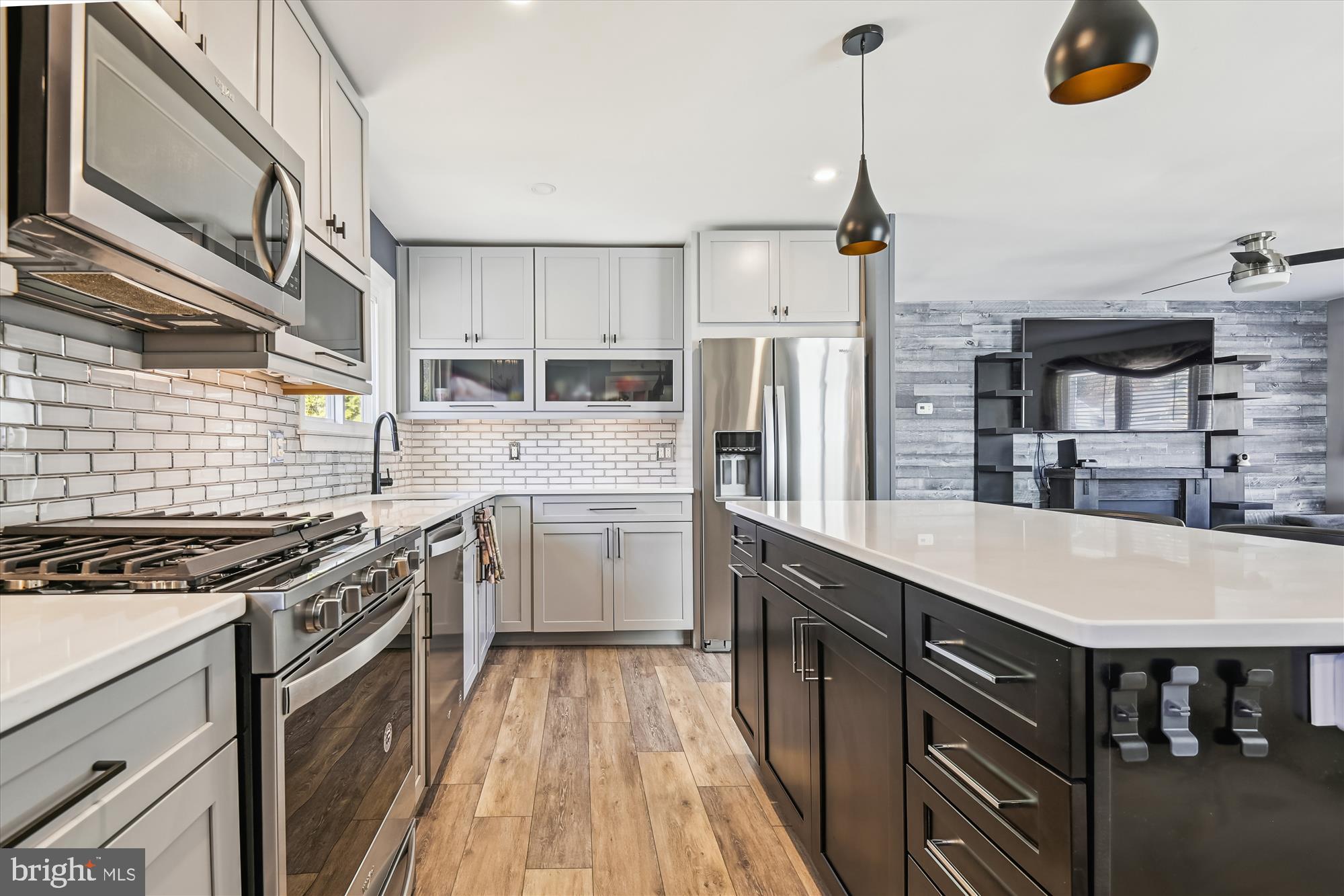 PASADENA - Residential