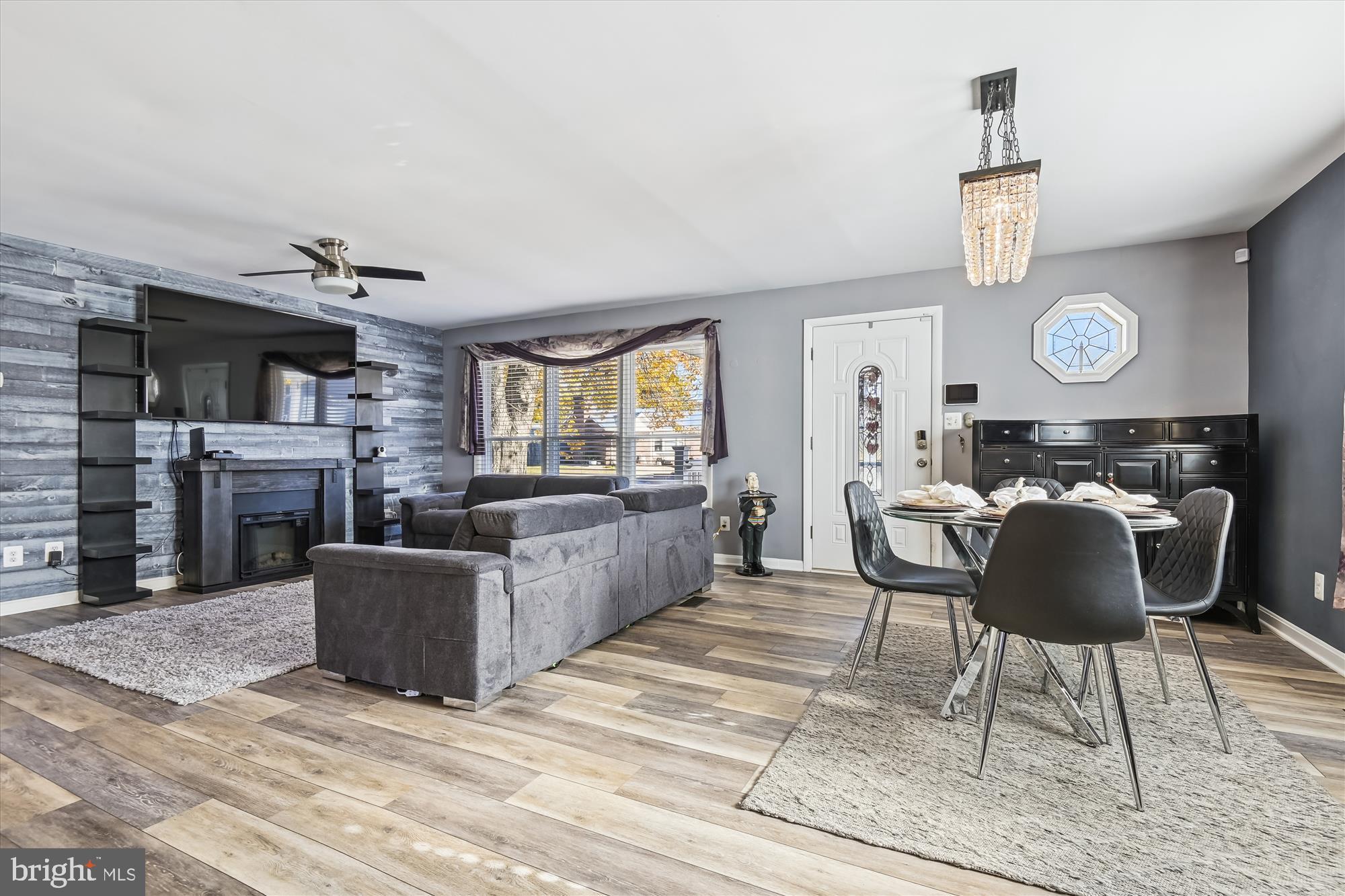 PASADENA - Residential