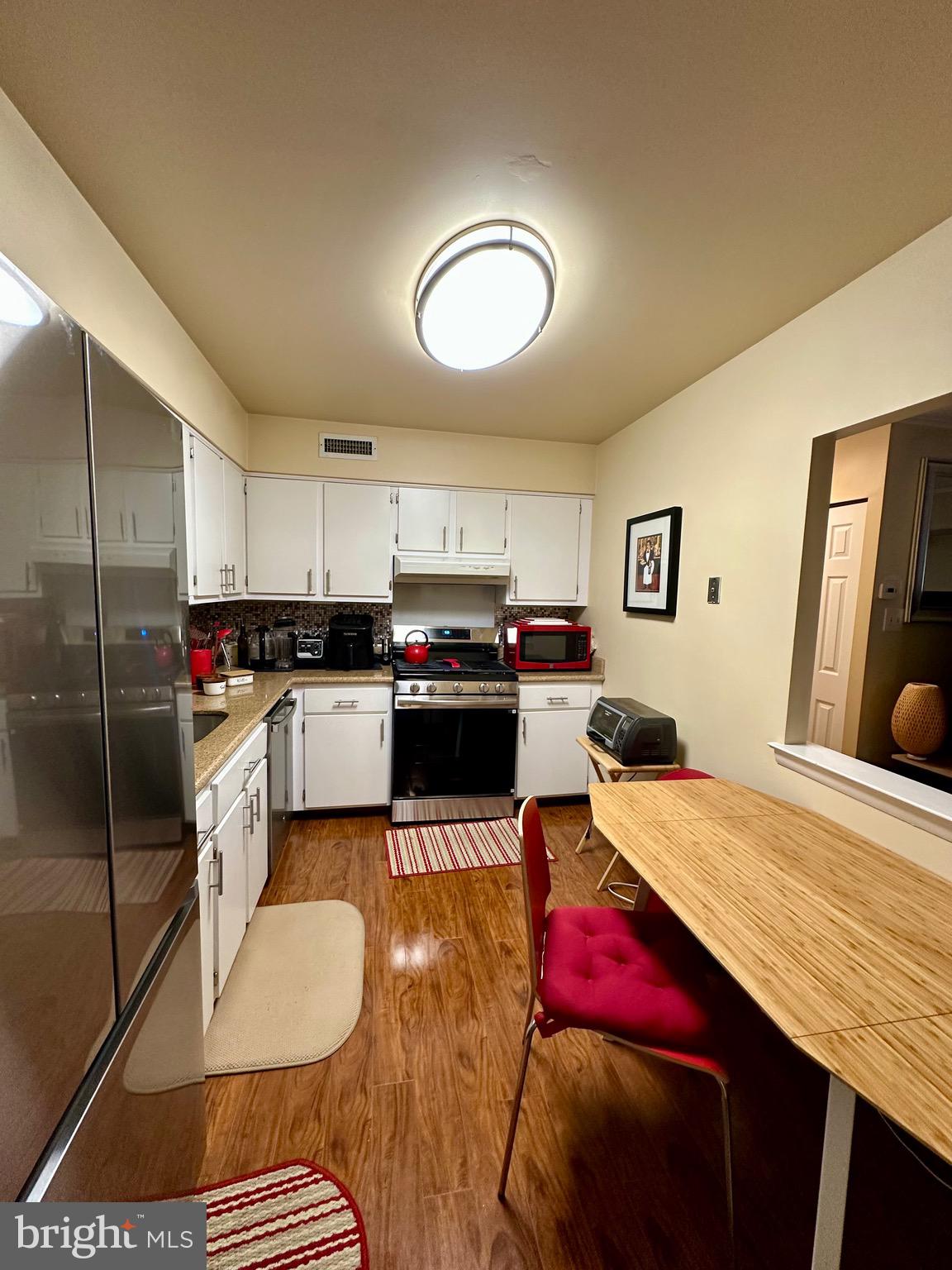 DELAIRE LANDING - Residential