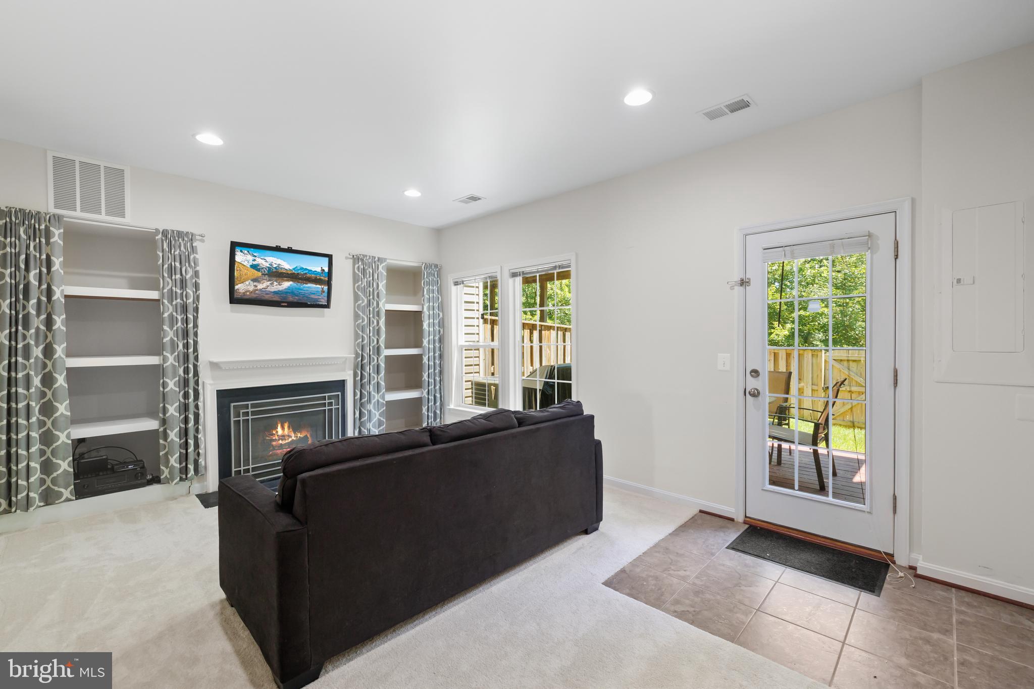 BRAMBLETON - Residential