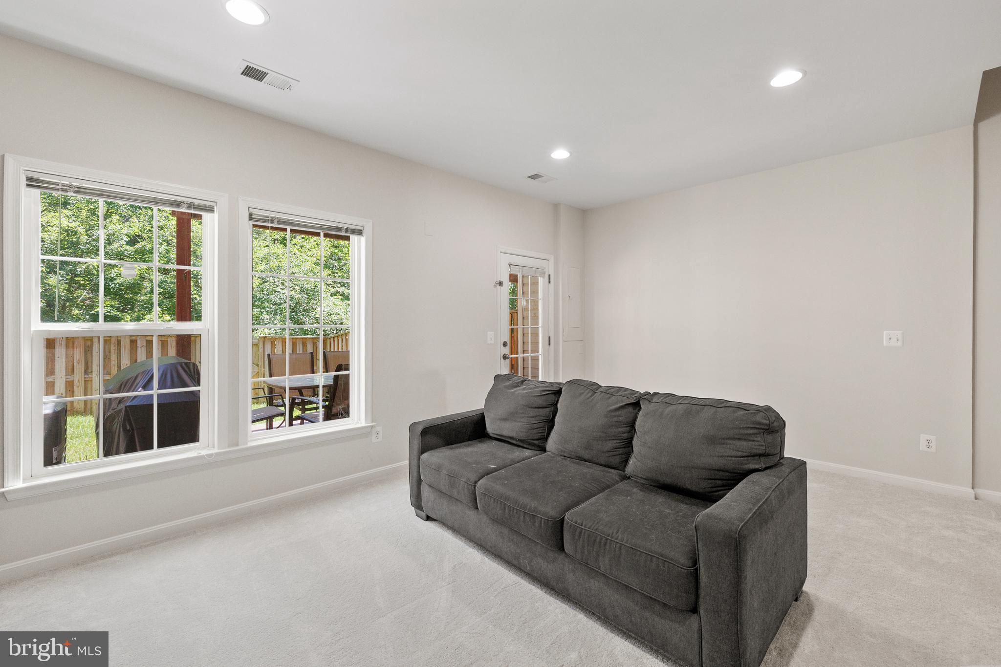 BRAMBLETON - Residential