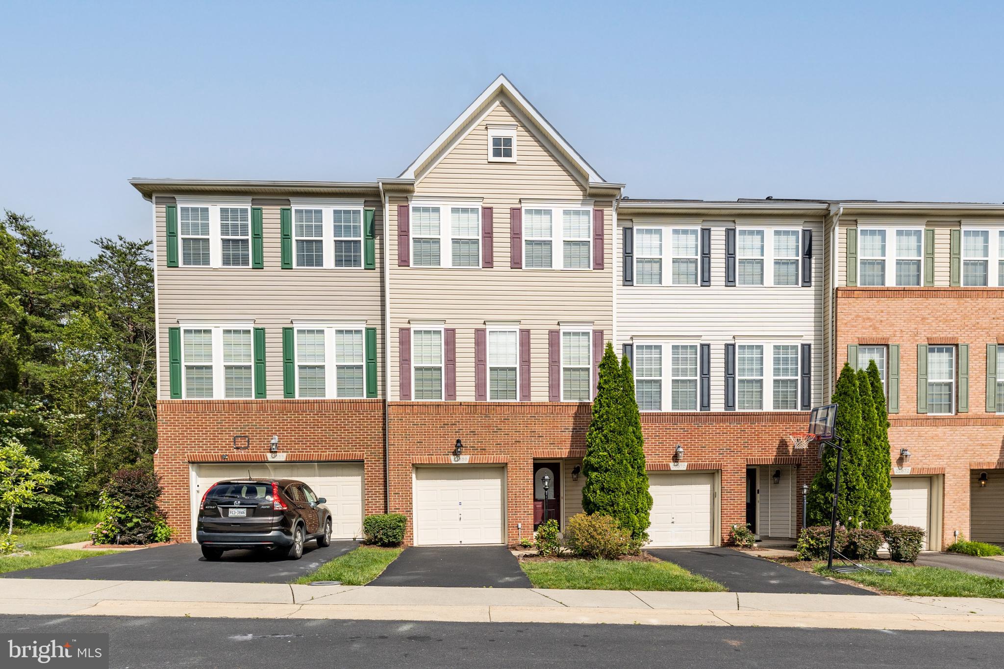 BRAMBLETON - Residential