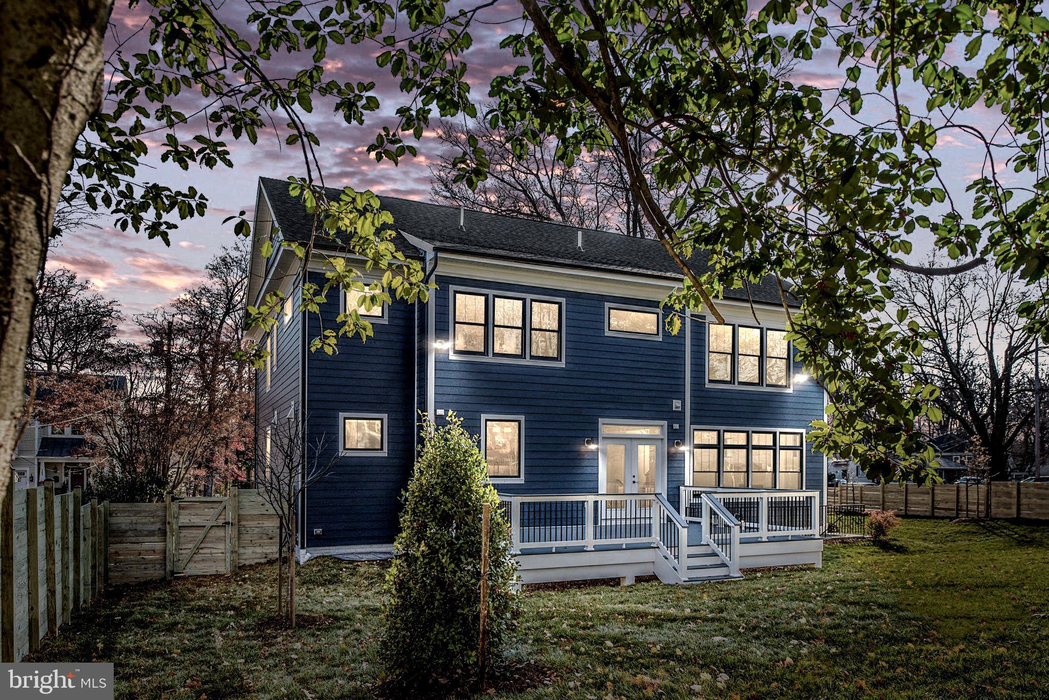 EAST VIENNA WOODS - Residential