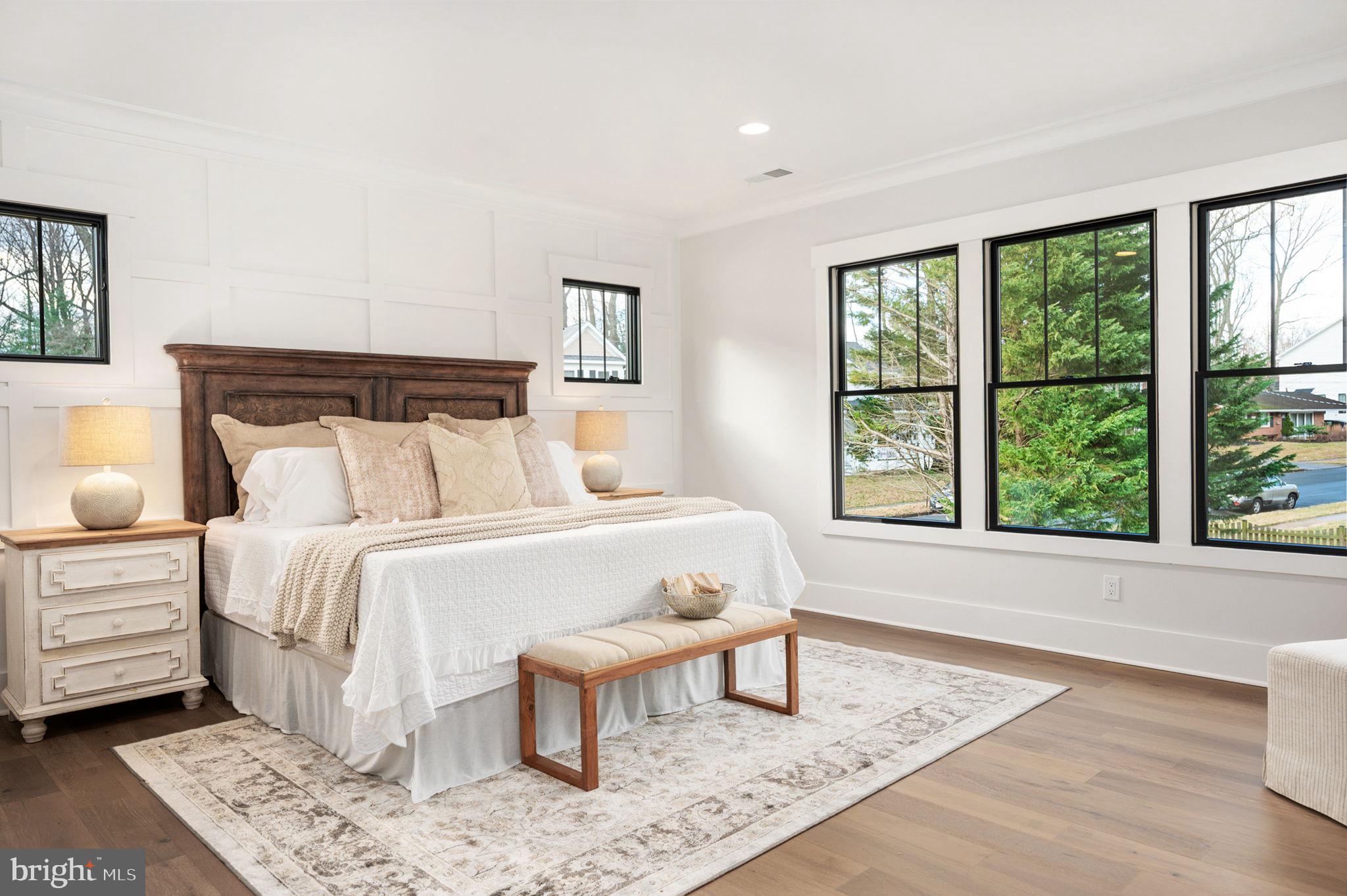 EAST VIENNA WOODS - Residential