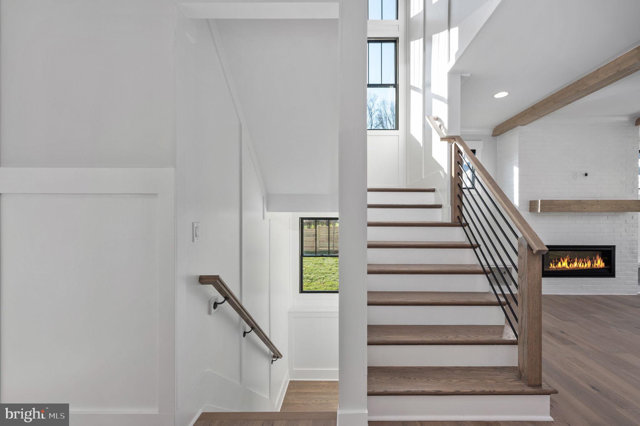 EAST VIENNA WOODS - Residential