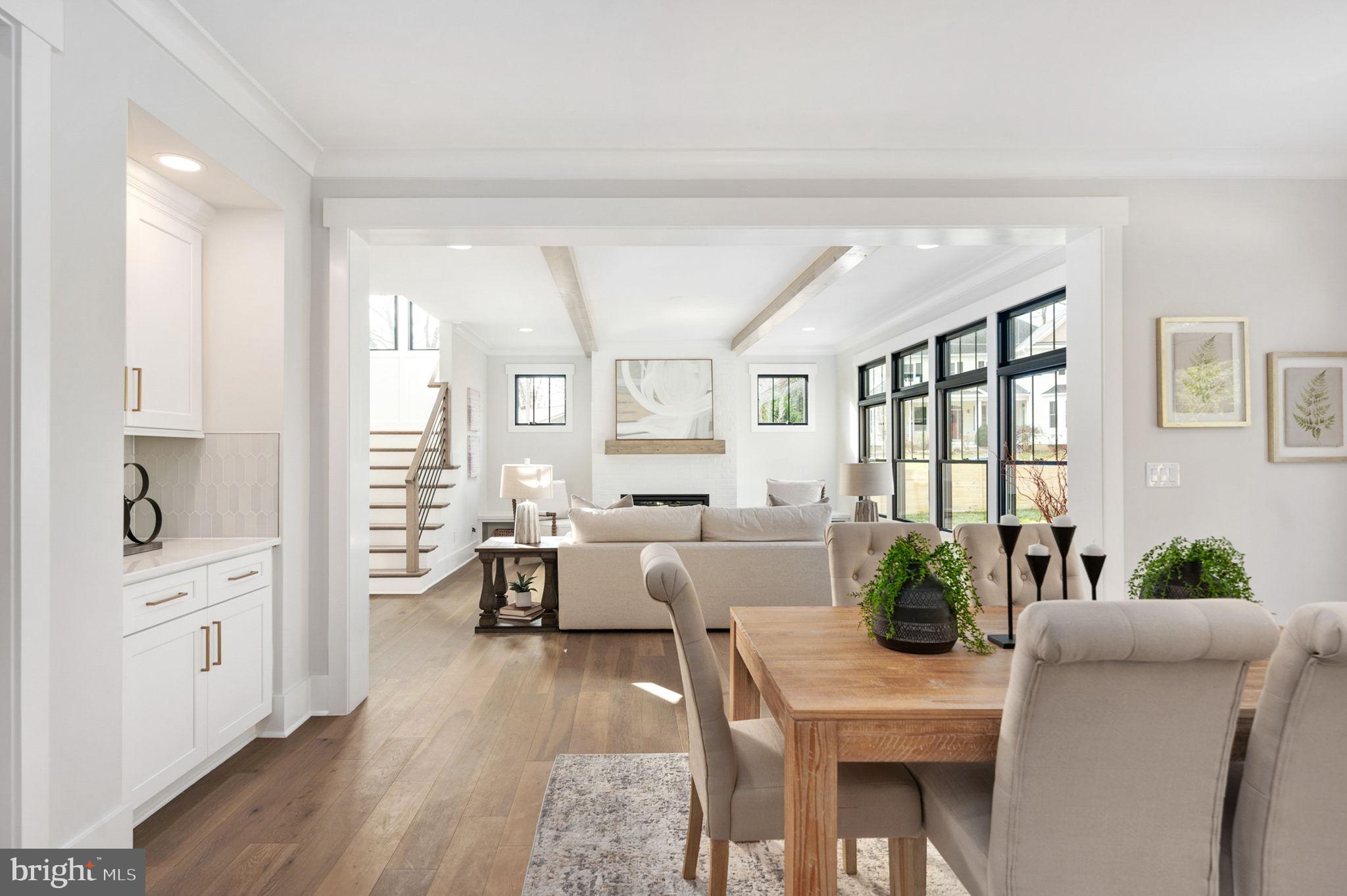 EAST VIENNA WOODS - Residential