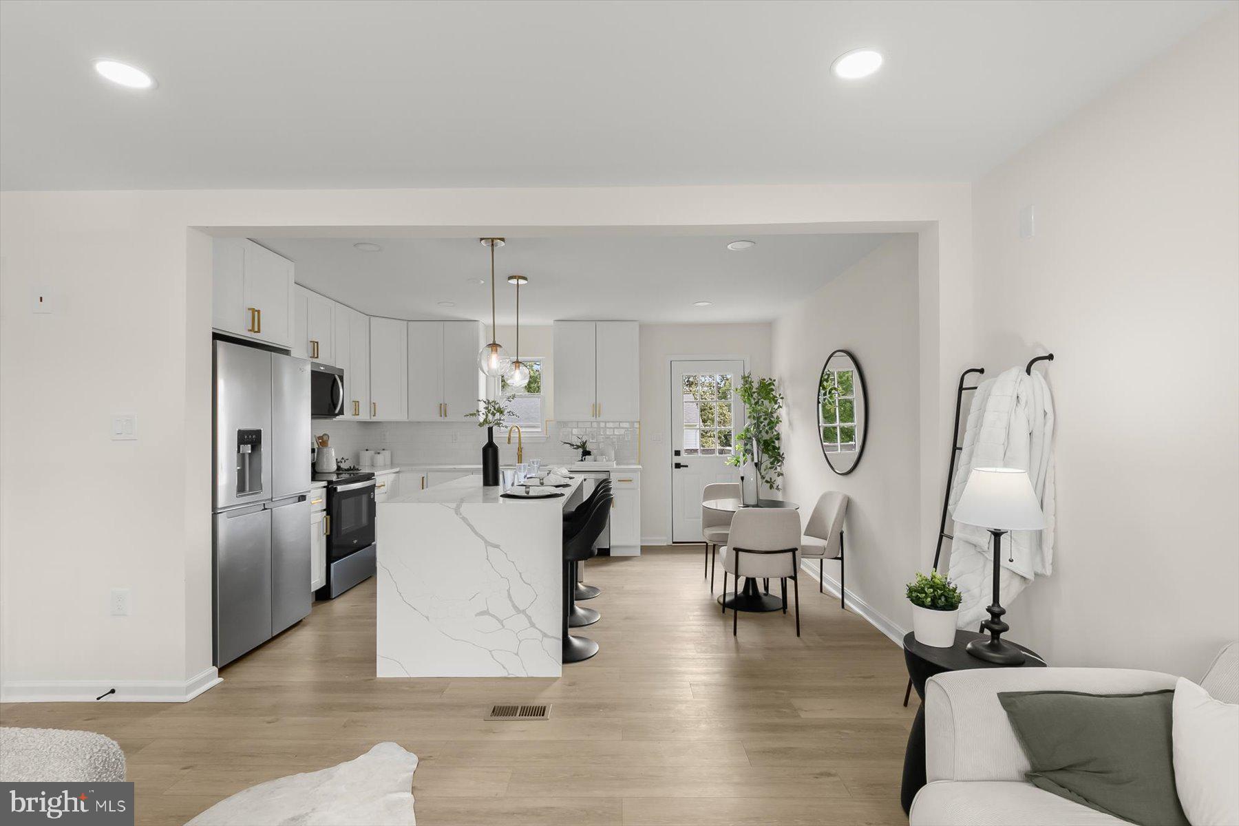 1506 OPUS AVENUE
