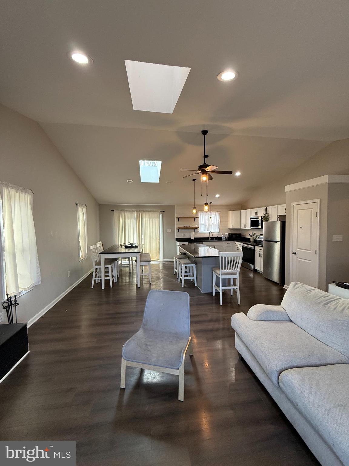 LAKE HOLIDAY ESTATES - Residential