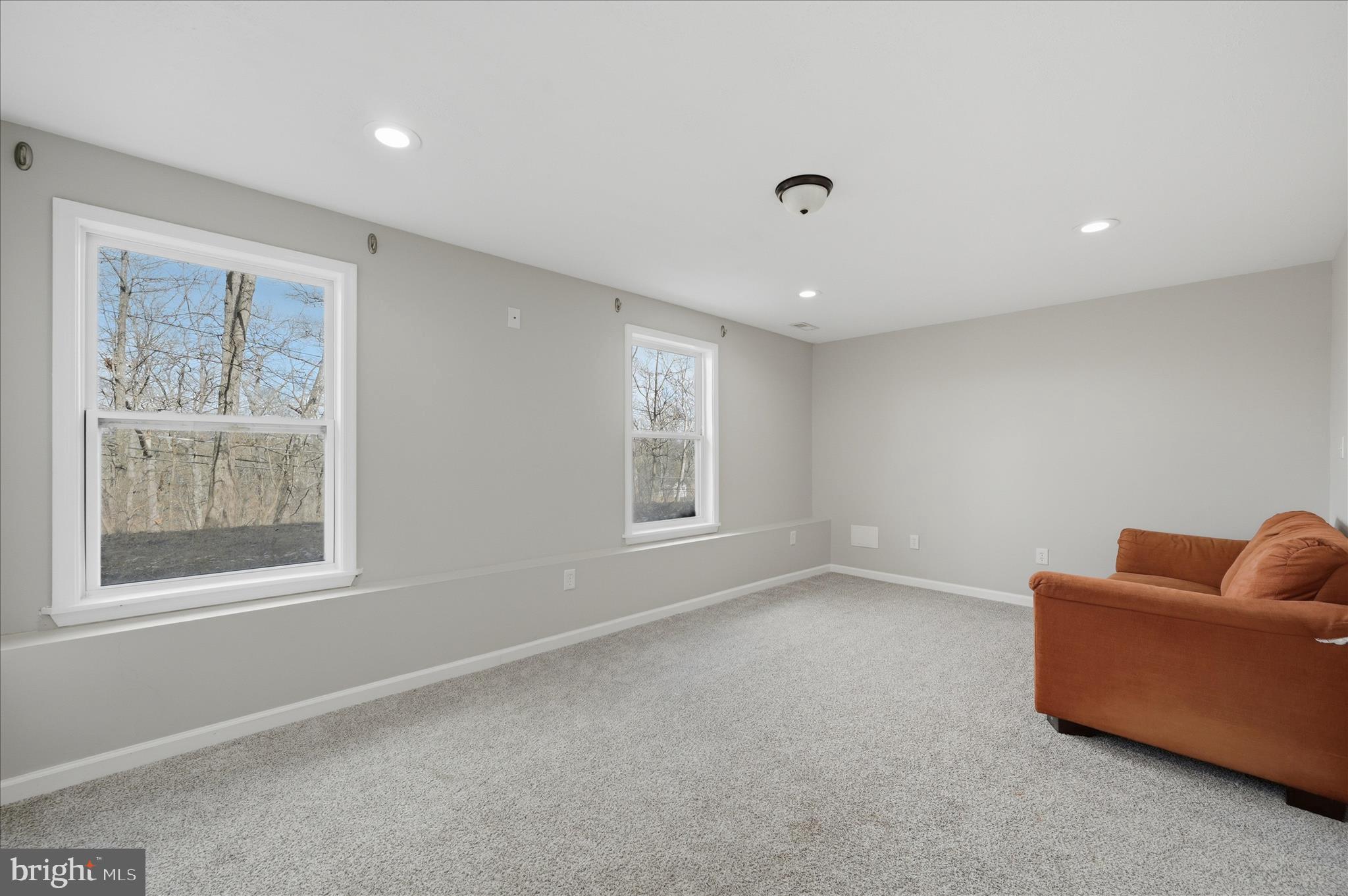 LAKE HOLIDAY ESTATES - Residential