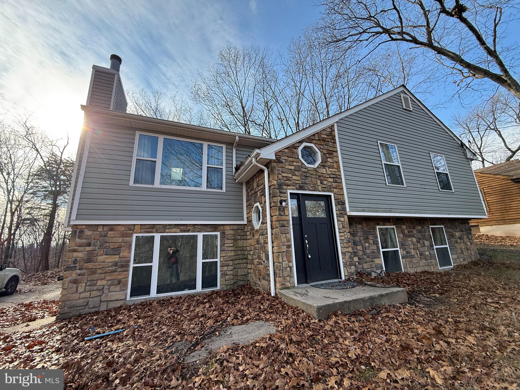 LAKE HOLIDAY ESTATES - Residential