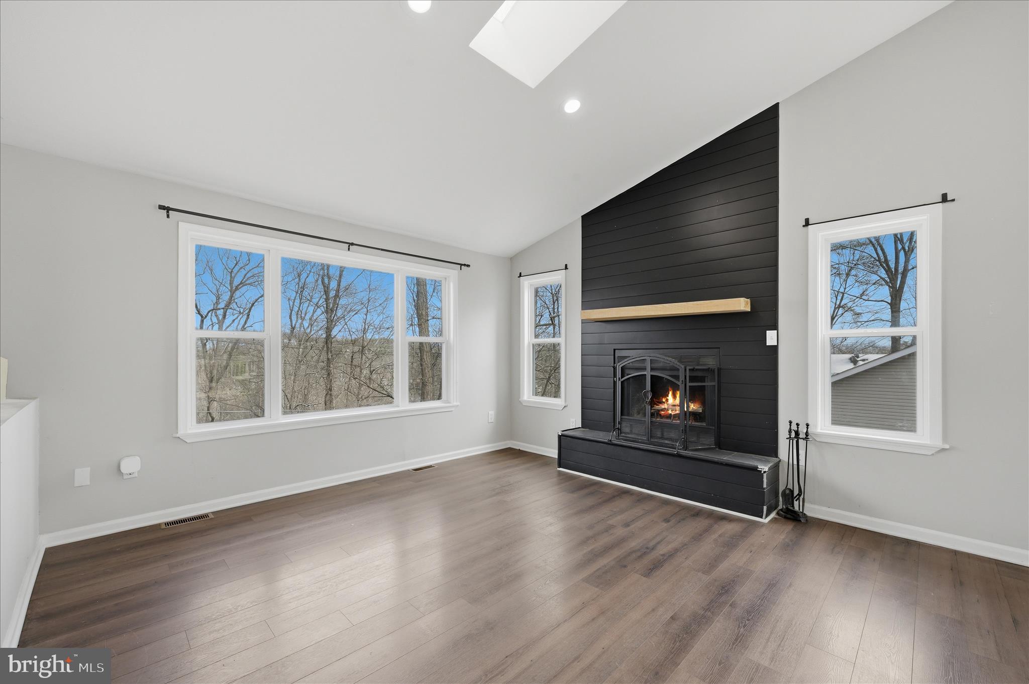 LAKE HOLIDAY ESTATES - Residential