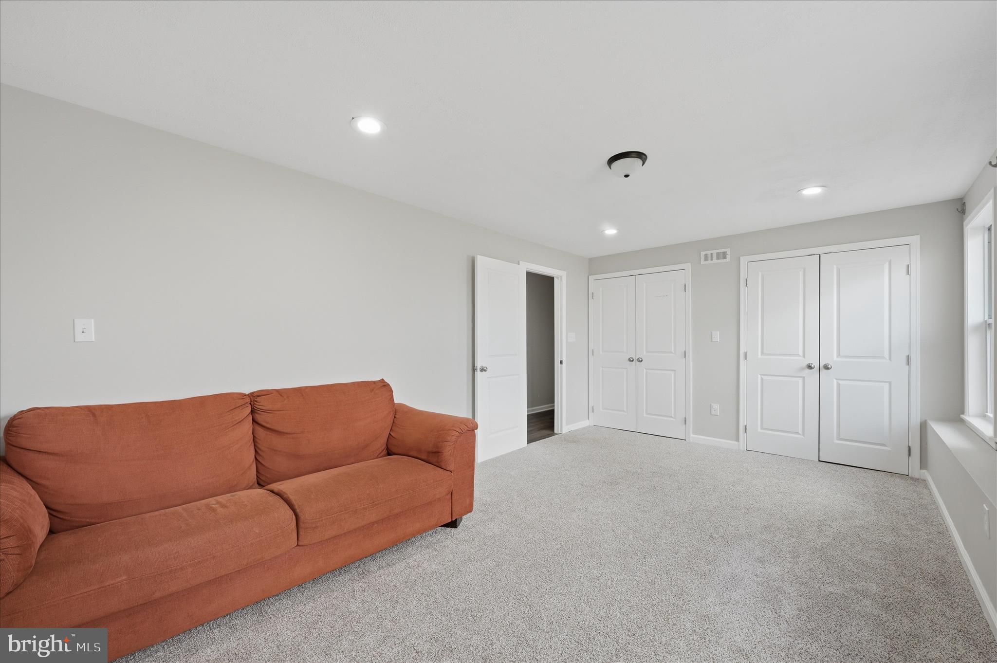 LAKE HOLIDAY ESTATES - Residential