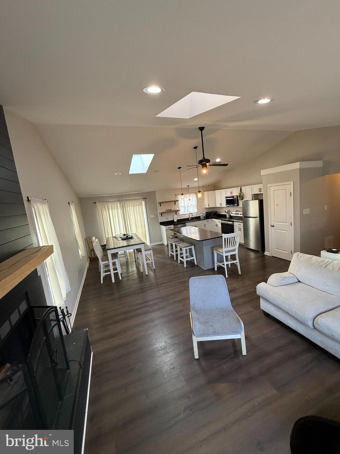 LAKE HOLIDAY ESTATES - Residential