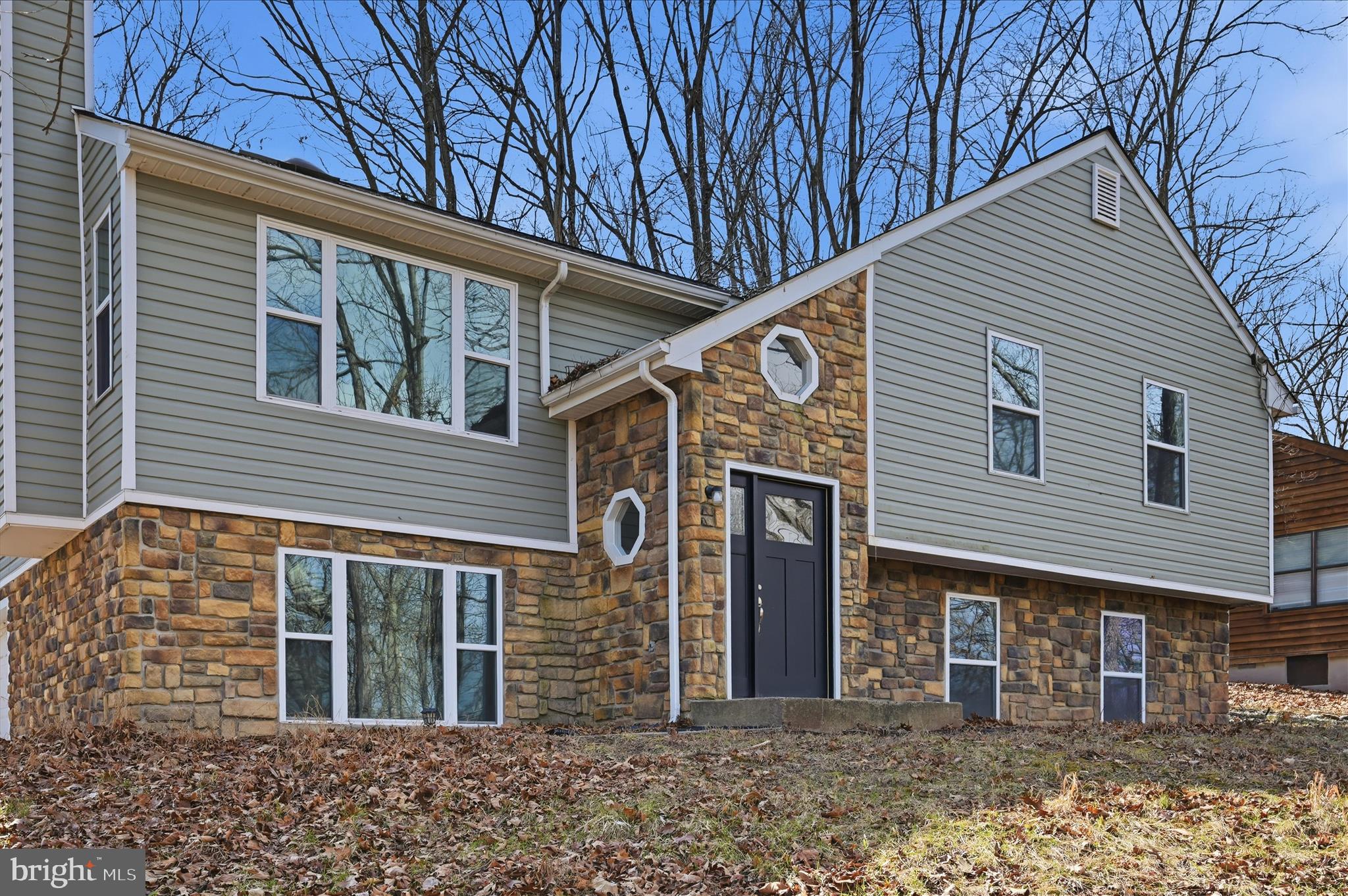 LAKE HOLIDAY ESTATES - Residential