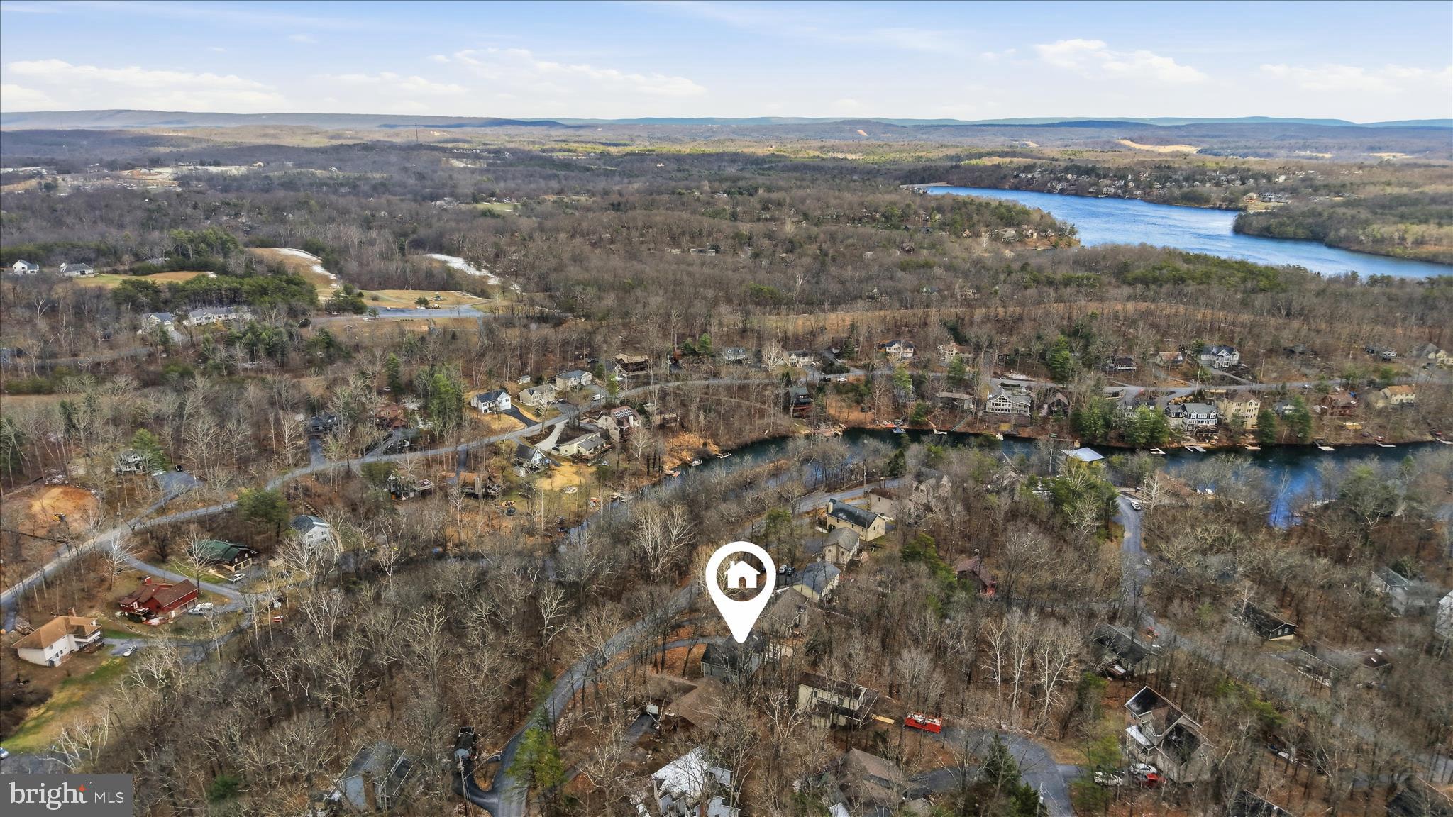 LAKE HOLIDAY ESTATES - Residential