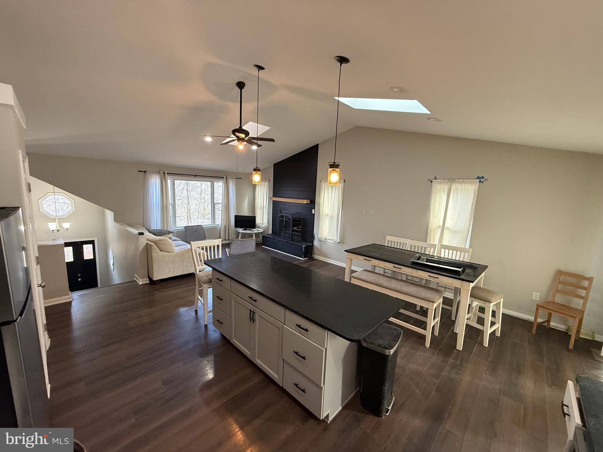 LAKE HOLIDAY ESTATES - Residential