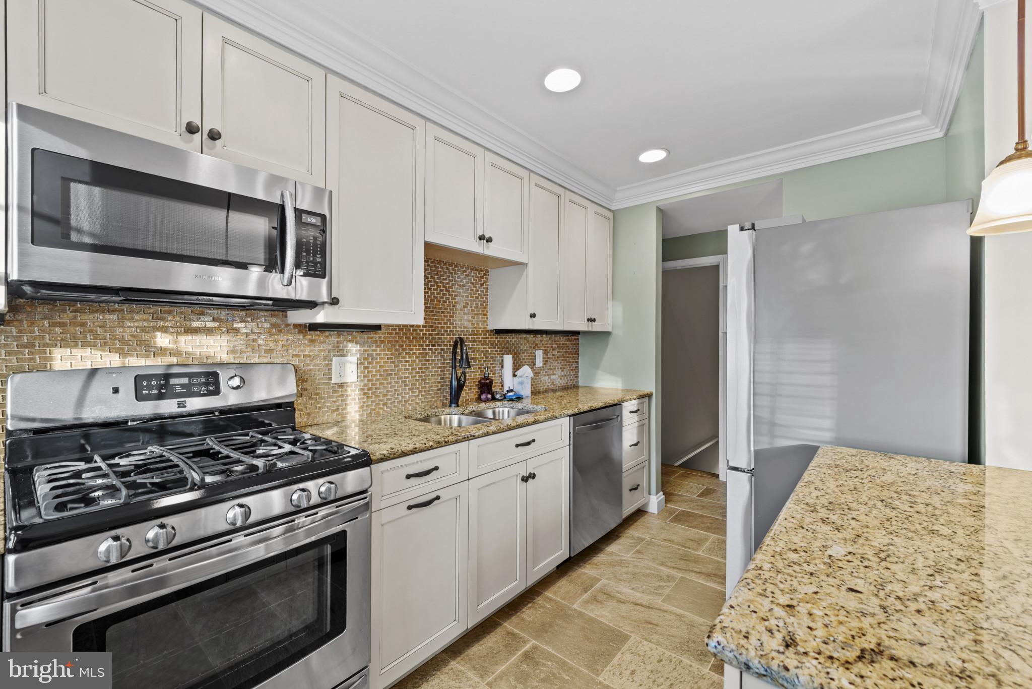 RODGERS FORGE - Residential Lease