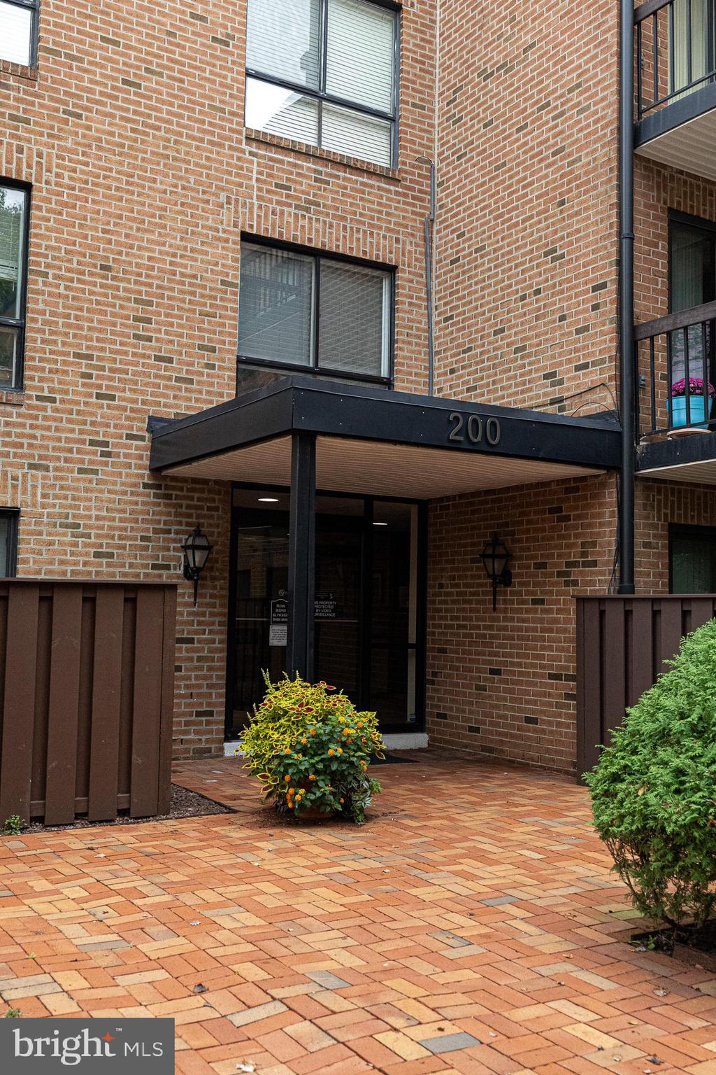 HILL HOUSE - Residential