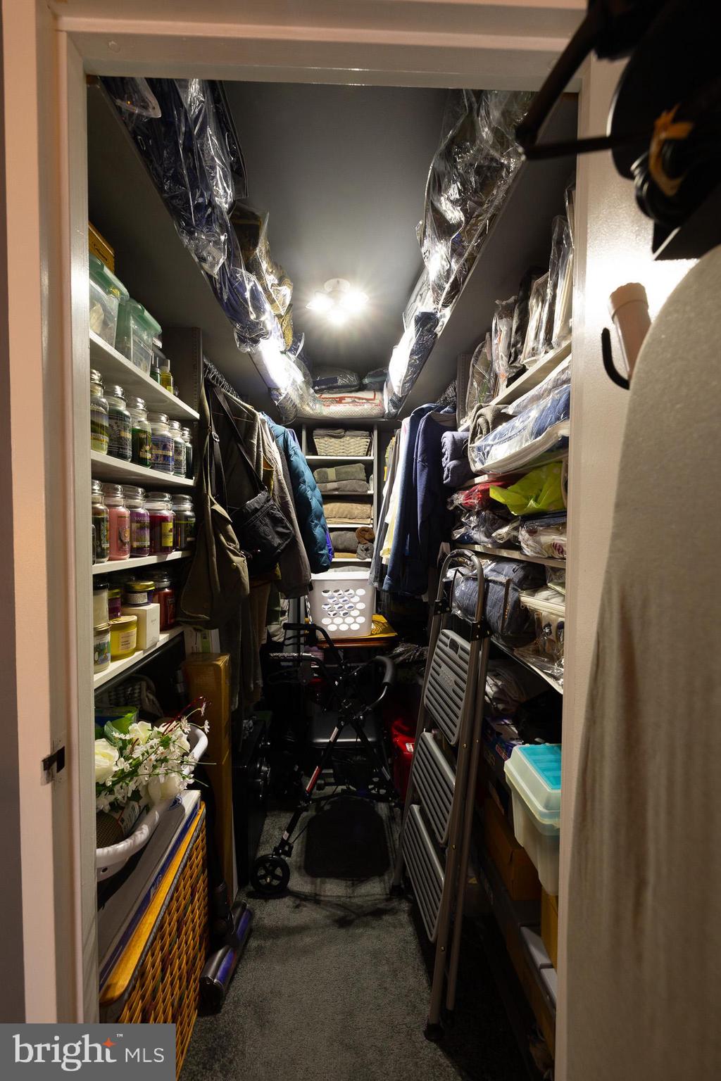 HILL HOUSE - Residential