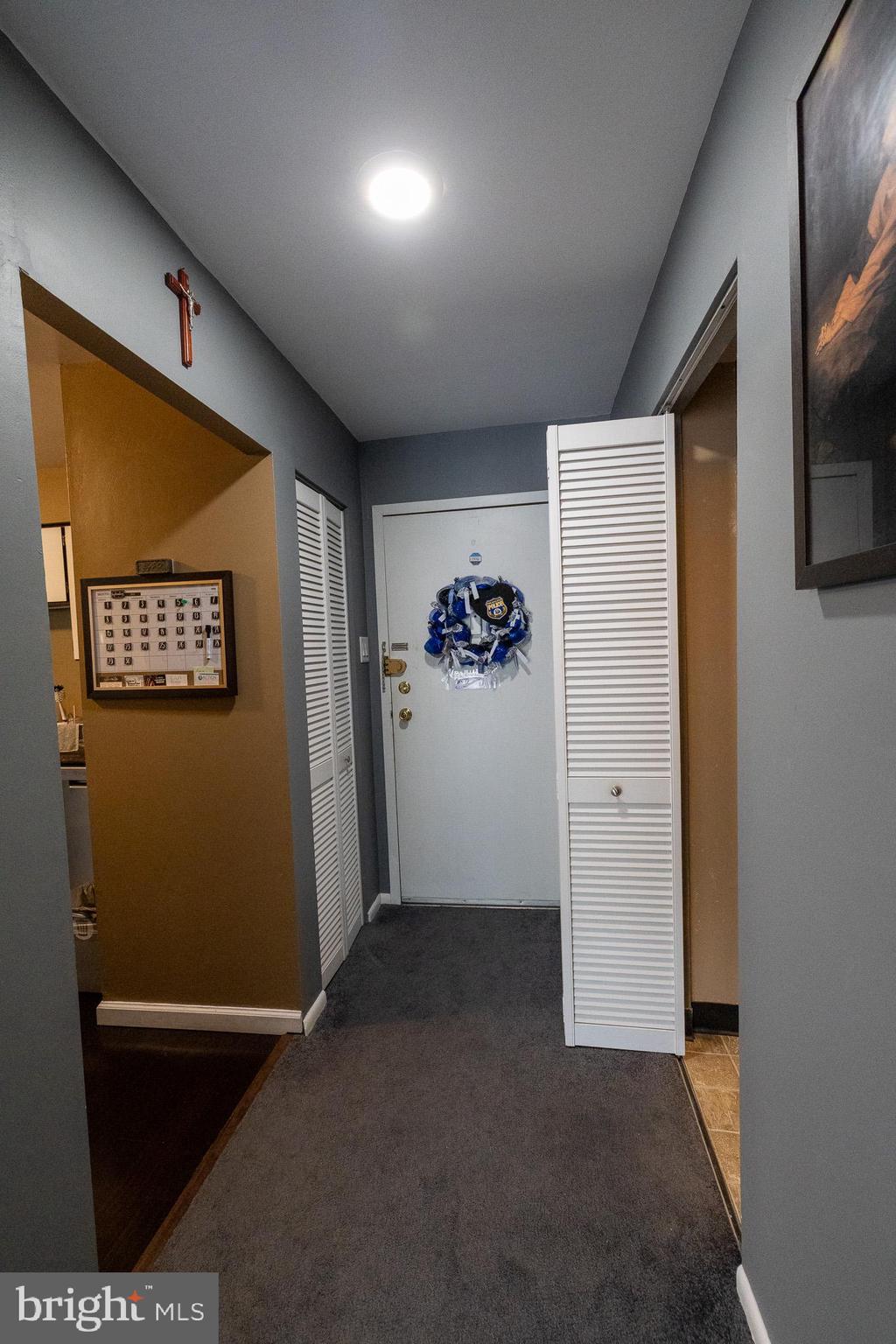 HILL HOUSE - Residential