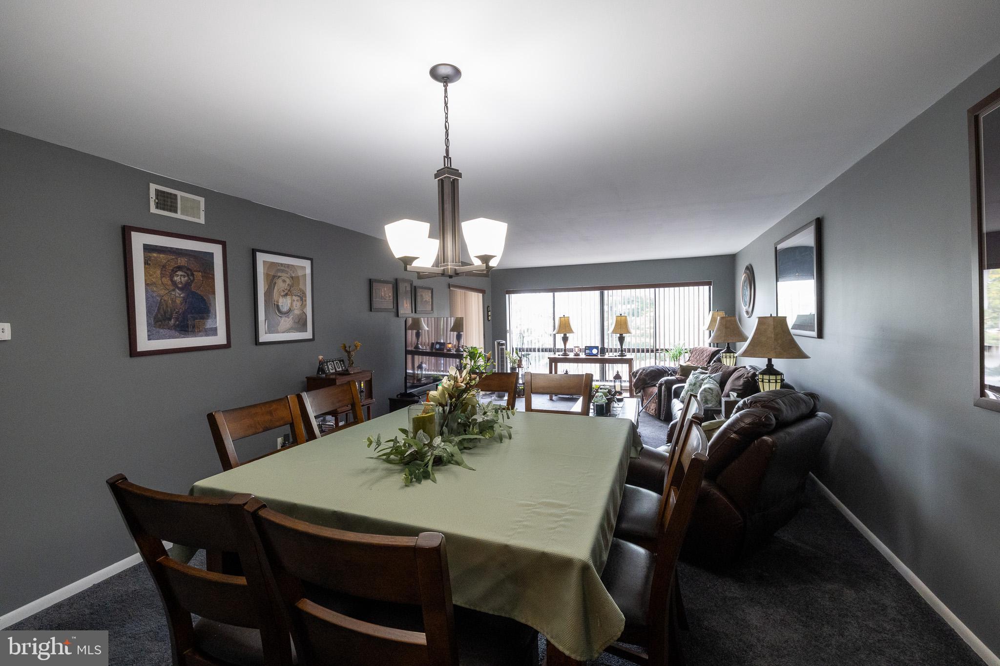 HILL HOUSE - Residential