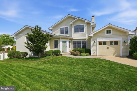 Photo of 3605 N Upland Street, ARLINGTON, VA 22207 (MLS # VAAR2071888)