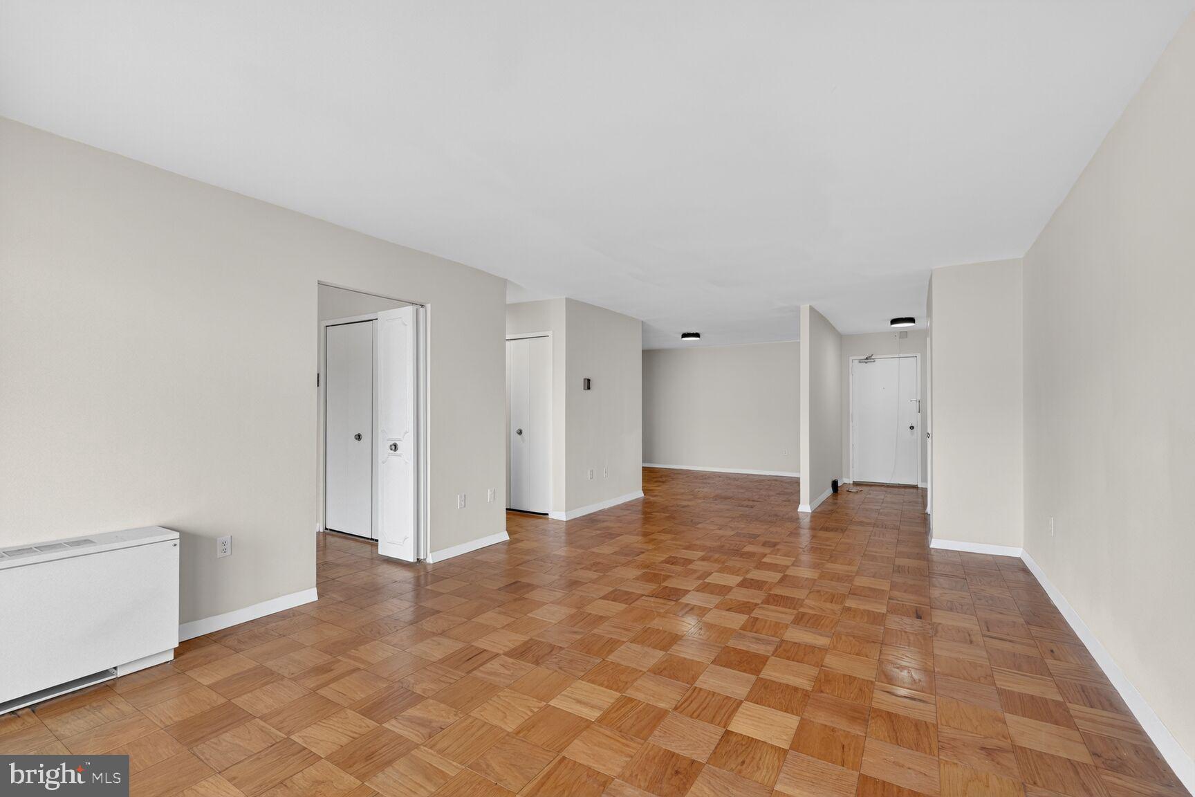 3001 VEAZEY TERR NW 1008