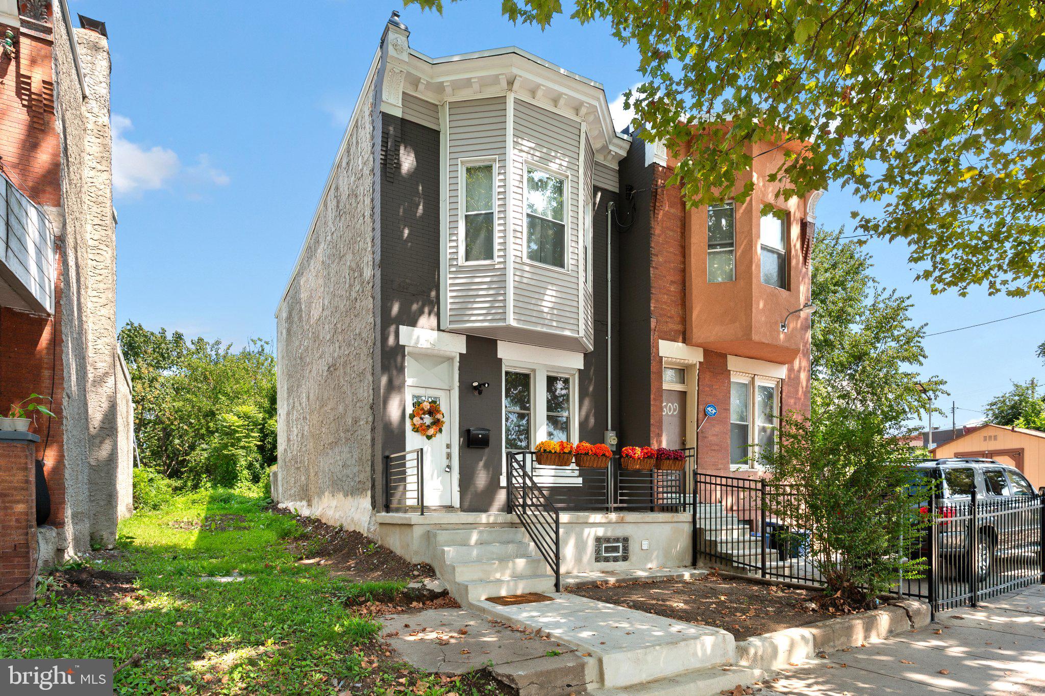 611 W ALLEGHENY AVENUE
