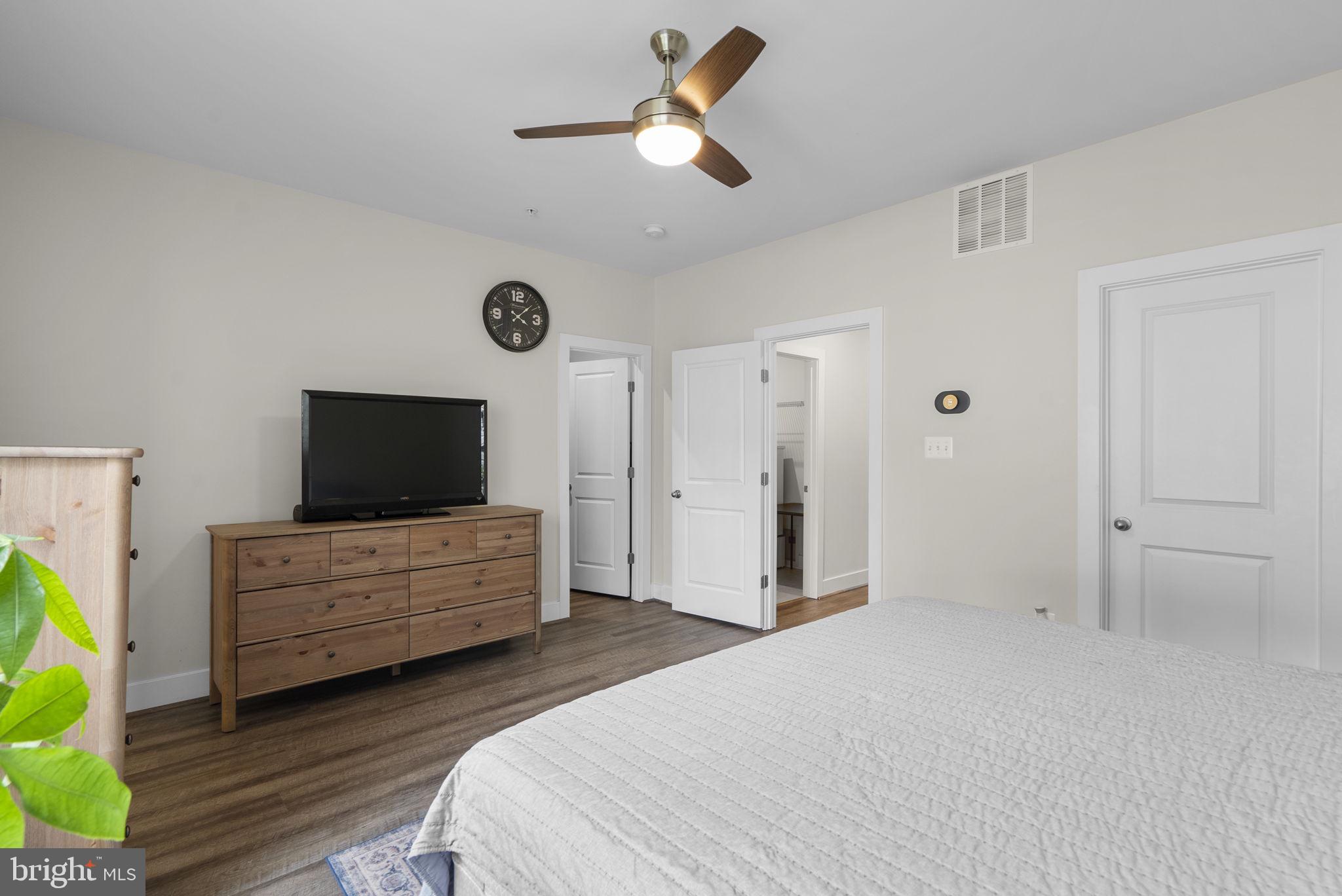 ENCLAVE AT WAUGH CHAPEL - Residential