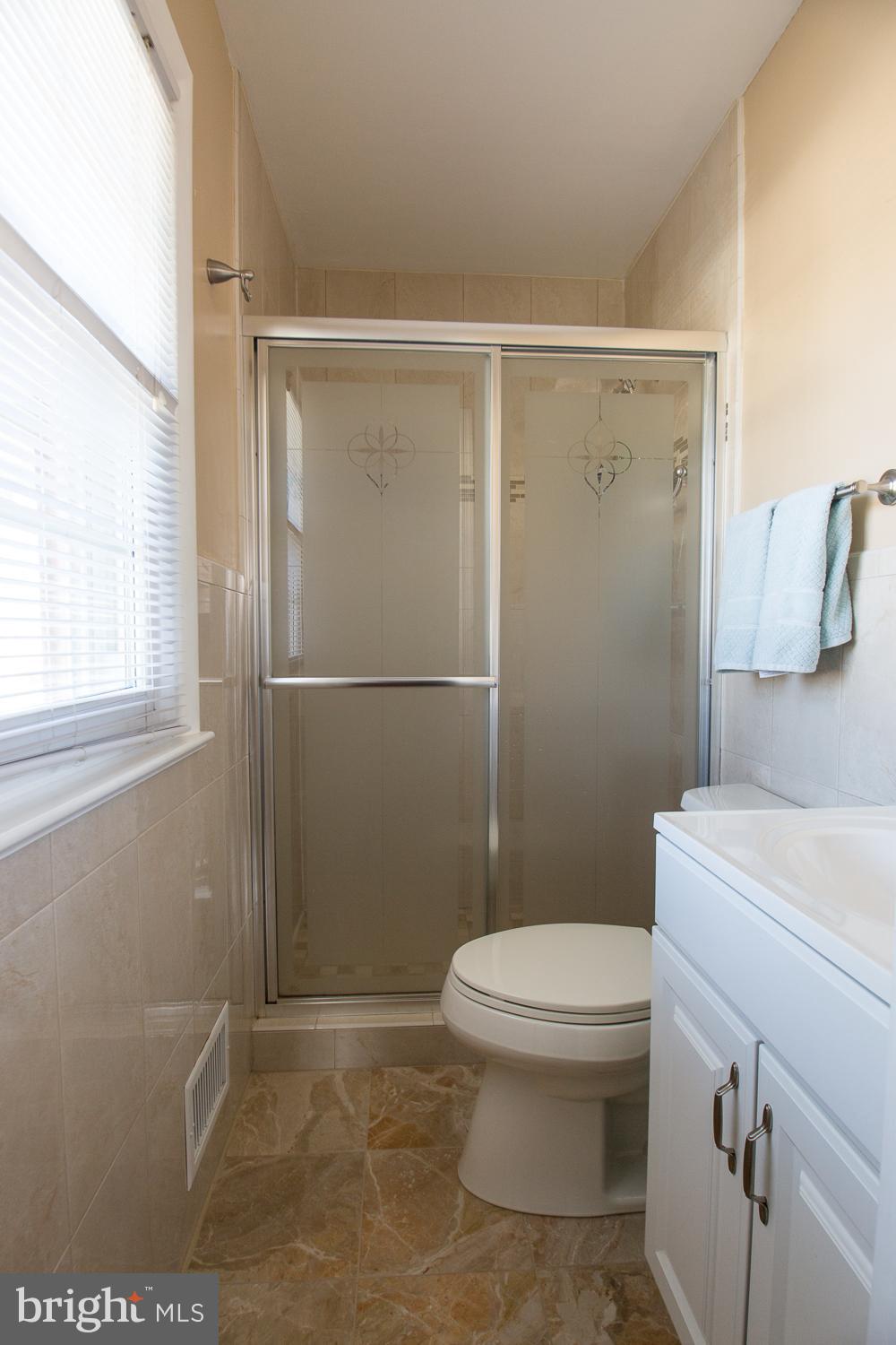 HIDEAWAY PARK - Residential Lease