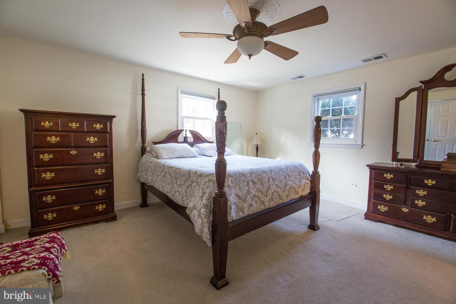 HIDEAWAY PARK - Residential Lease