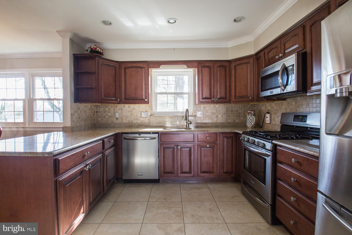 HIDEAWAY PARK - Residential Lease