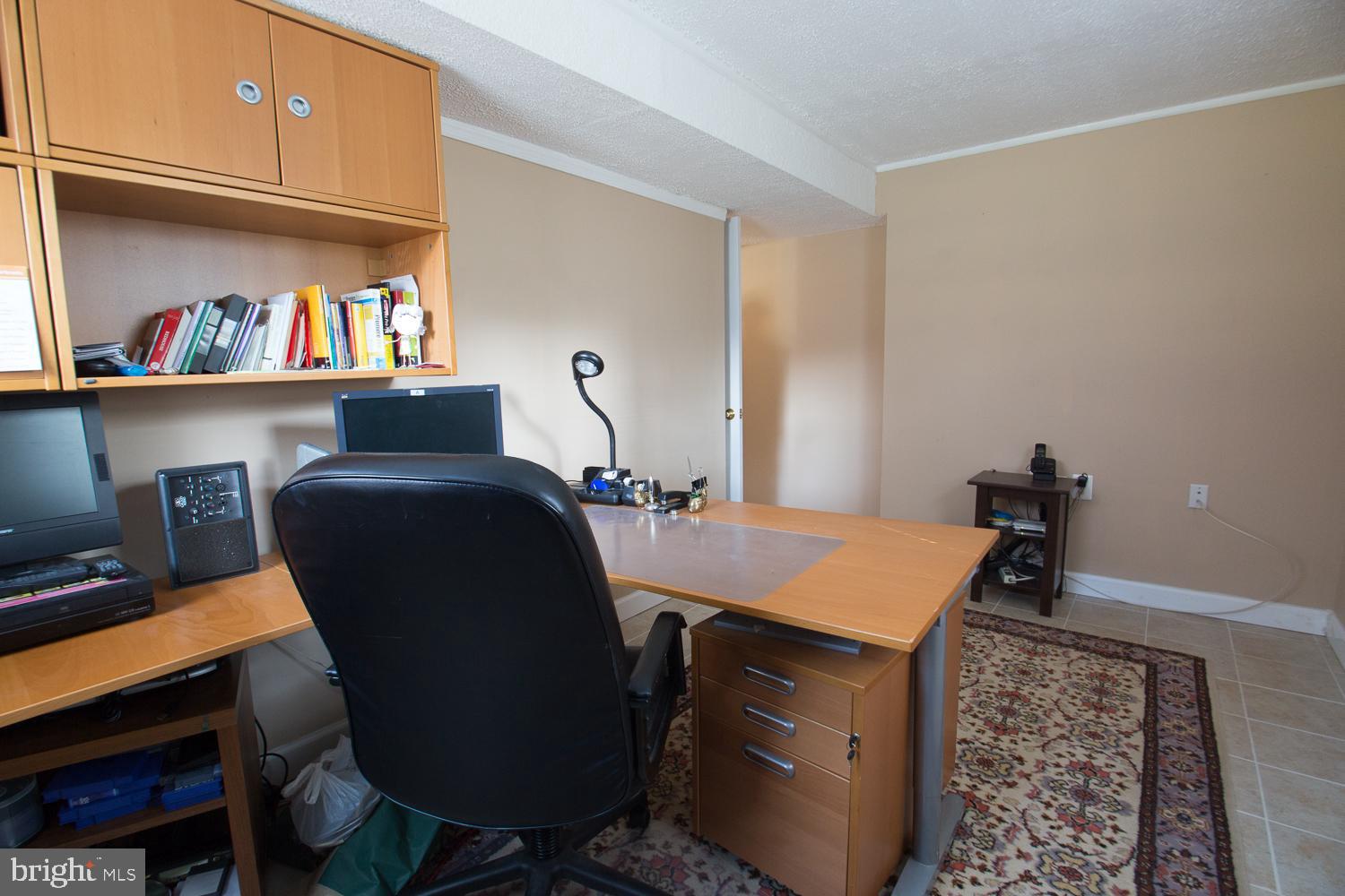 HIDEAWAY PARK - Residential Lease