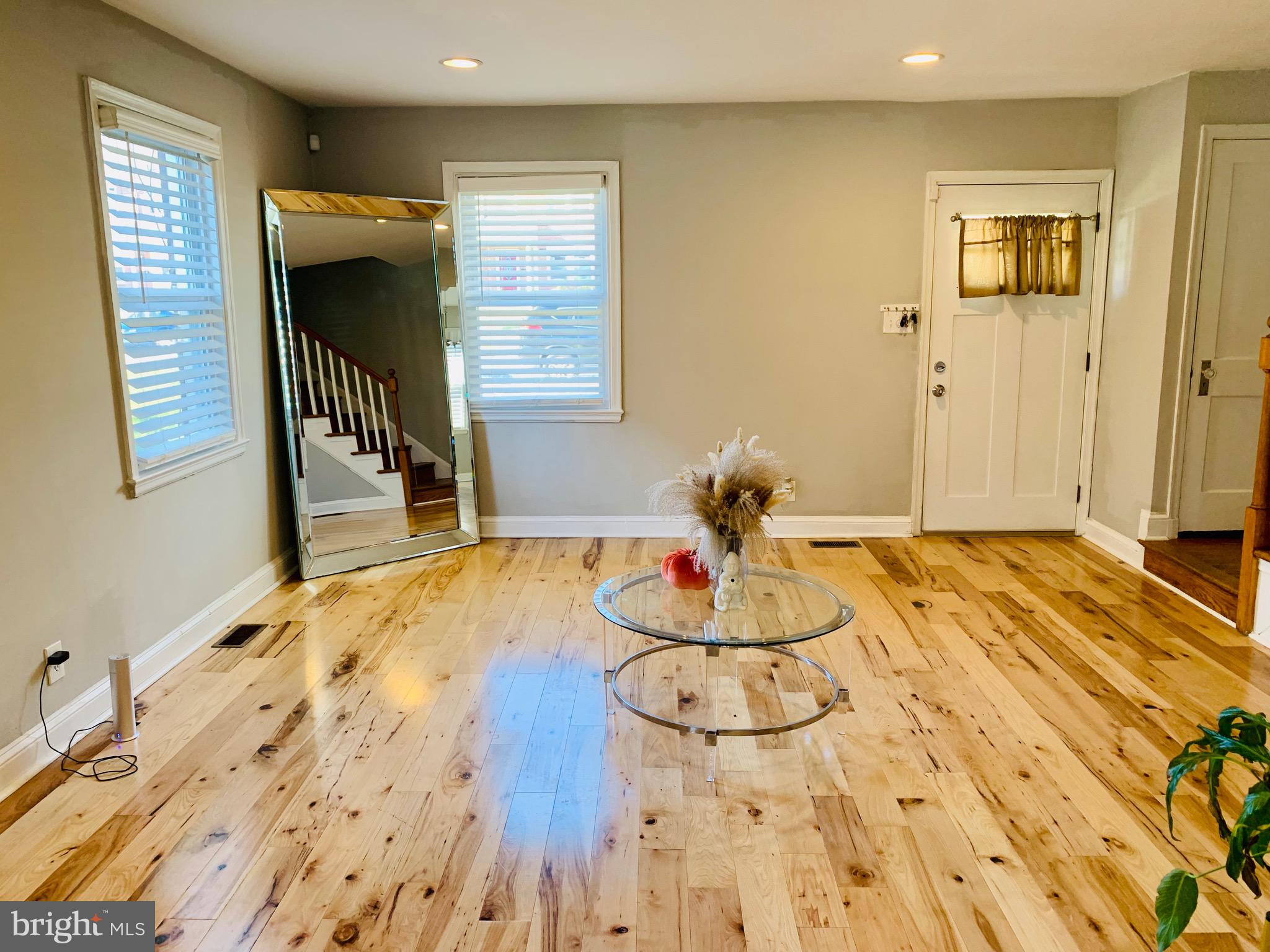 NORTHWOOD - Residential