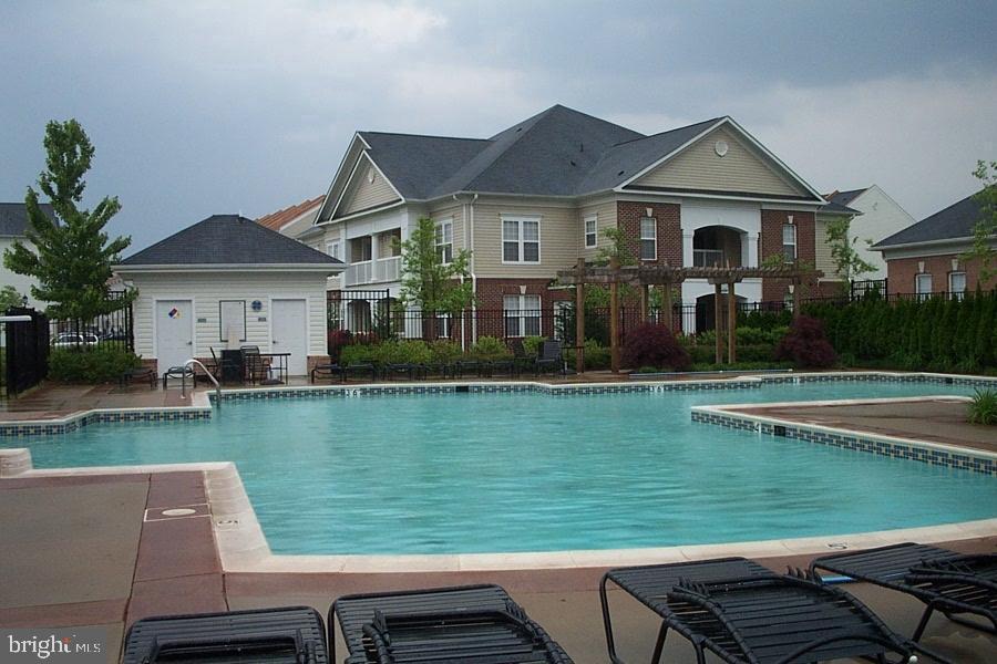 SUMMERFIELD - Residential Lease