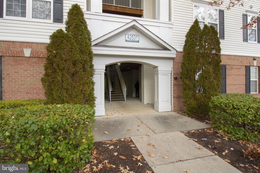 Welcome home to the Brambleton community. Your recently renovated condo comes equipped with stainless steel appliances,  LG washer/dryer combo, and Nest thermostat. This condo has two bedrooms, two full bathrooms, a balcony, and a secure storage closet. If that isn't enough, this home is part of the Summerfield Condo Community, which includes:
- Clubhouse
- Private Pool
- 24-hour Fitness Center
- Business Center
- Kid's Playroom
- Tot lots & more!
All  of this within walking distance of Brambleton Town Center! Don't miss out on this opportunity, schedule your showing today!