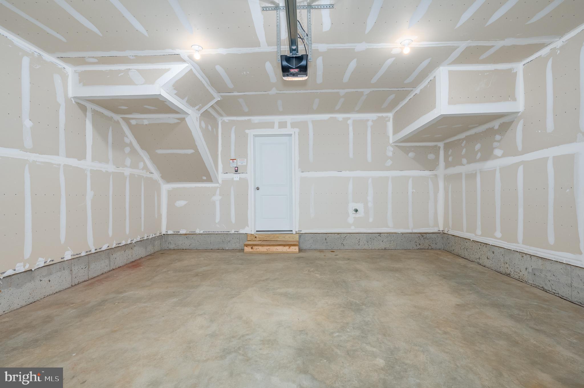 SHENANDOAH SPRINGS - Residential Lease