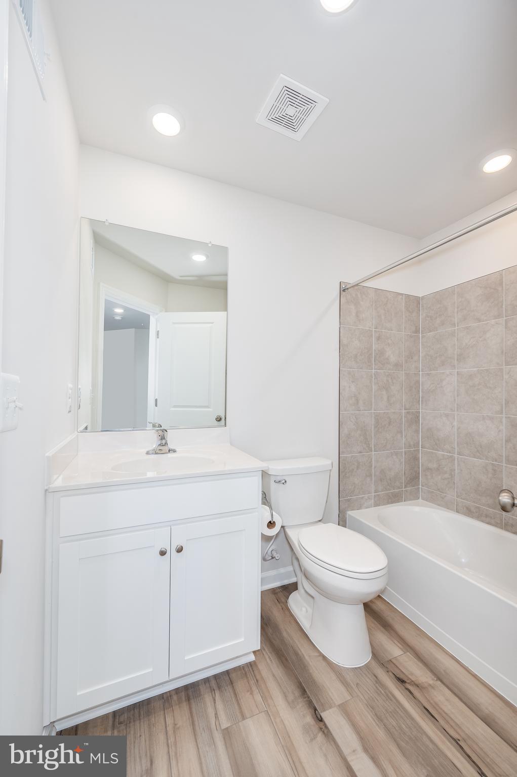 SHENANDOAH SPRINGS - Residential Lease