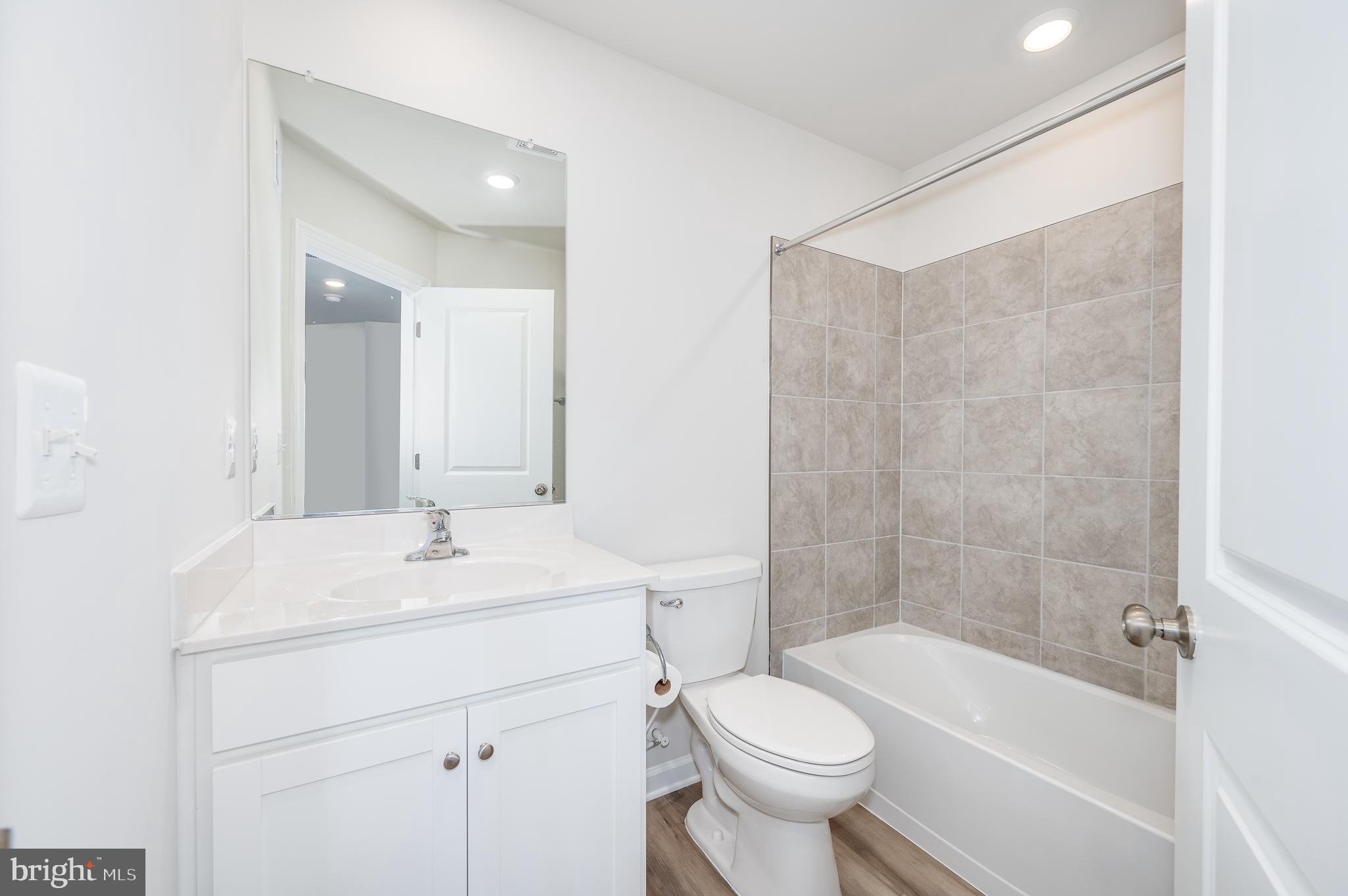 SHENANDOAH SPRINGS - Residential Lease