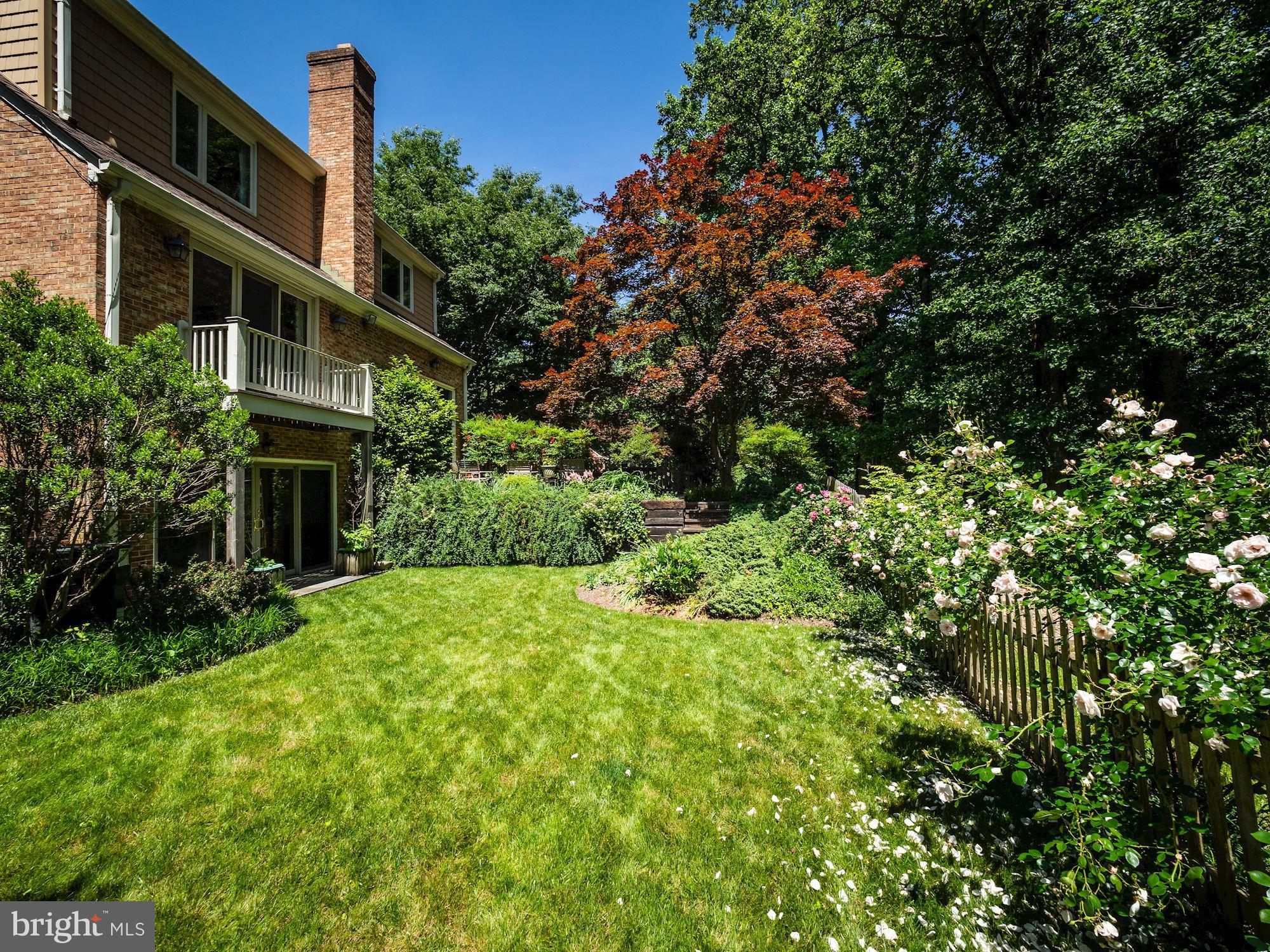 OVERLOOK AT LEISURE WORLD - Residential