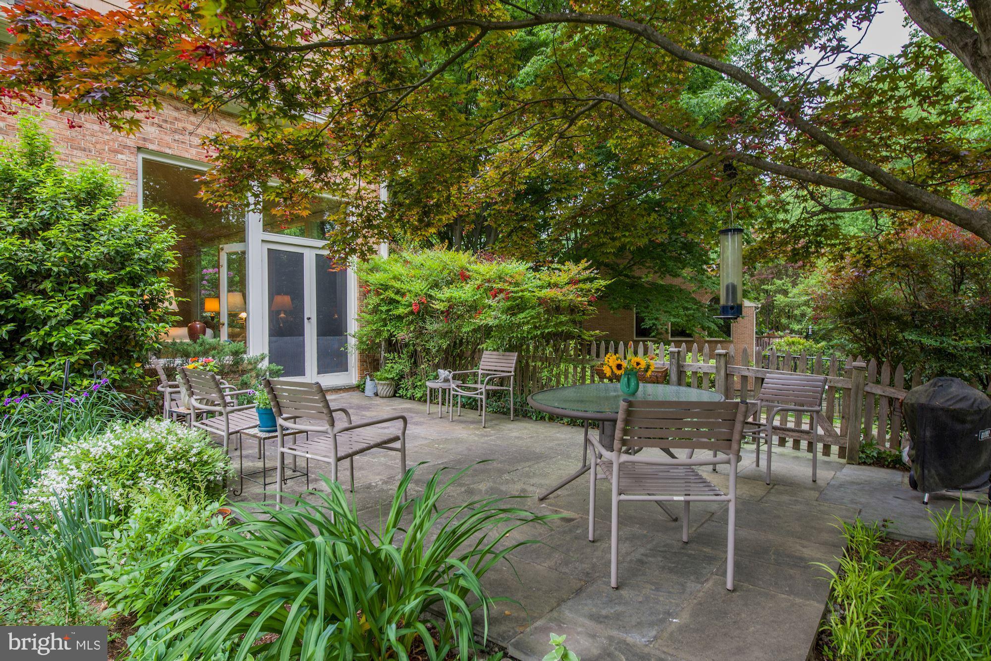 OVERLOOK AT LEISURE WORLD - Residential