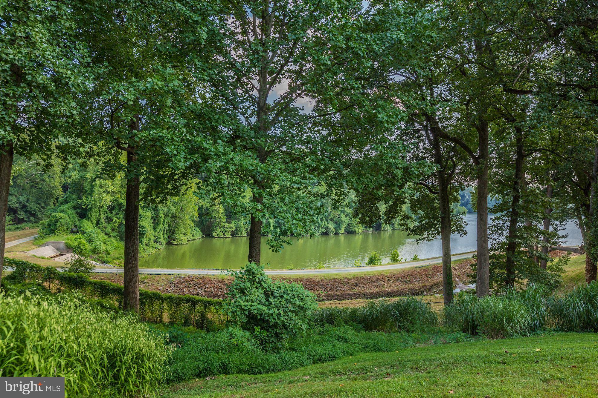 OVERLOOK AT LEISURE WORLD - Residential
